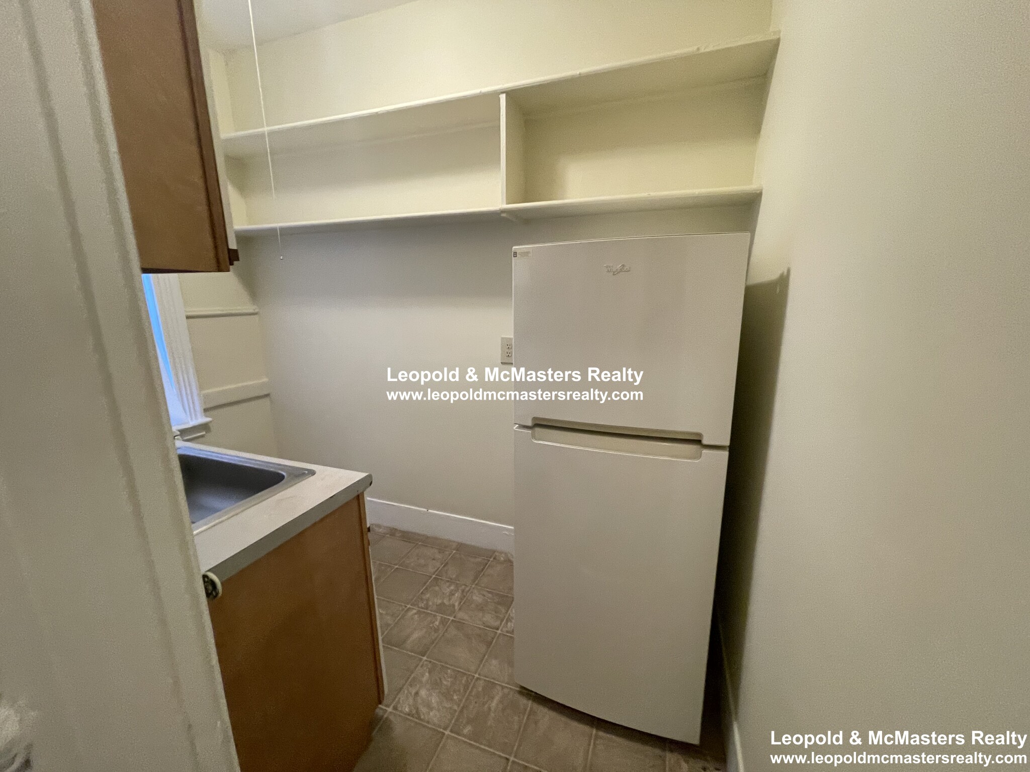 11 Royce Rd, Allston