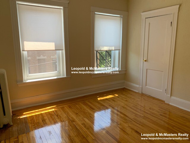 166 Kelton St, Allston