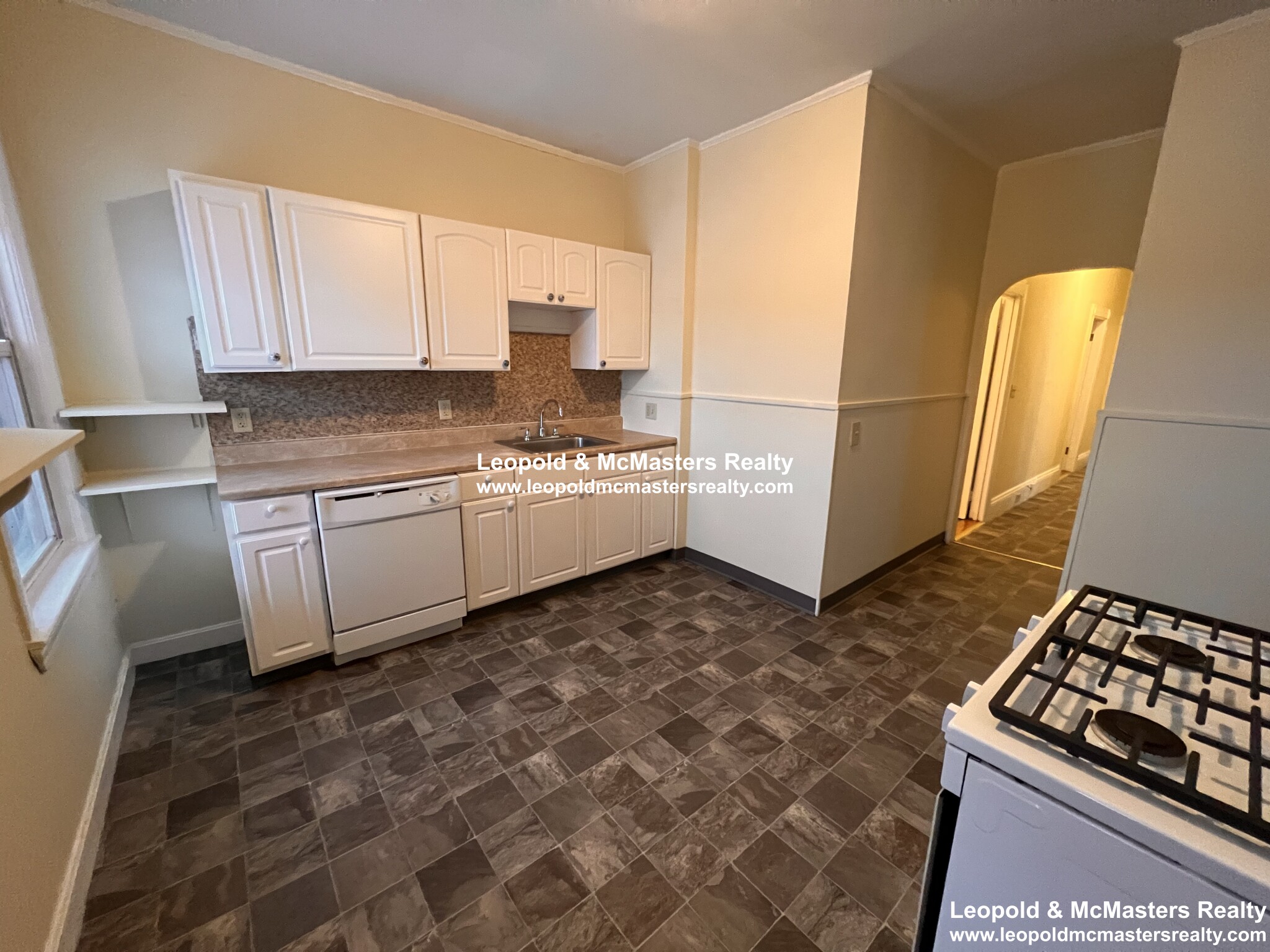 665 Columbia, Dorchester