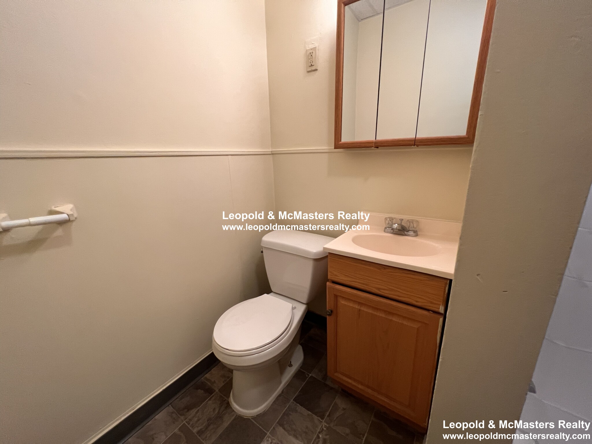 665 Columbia, Dorchester