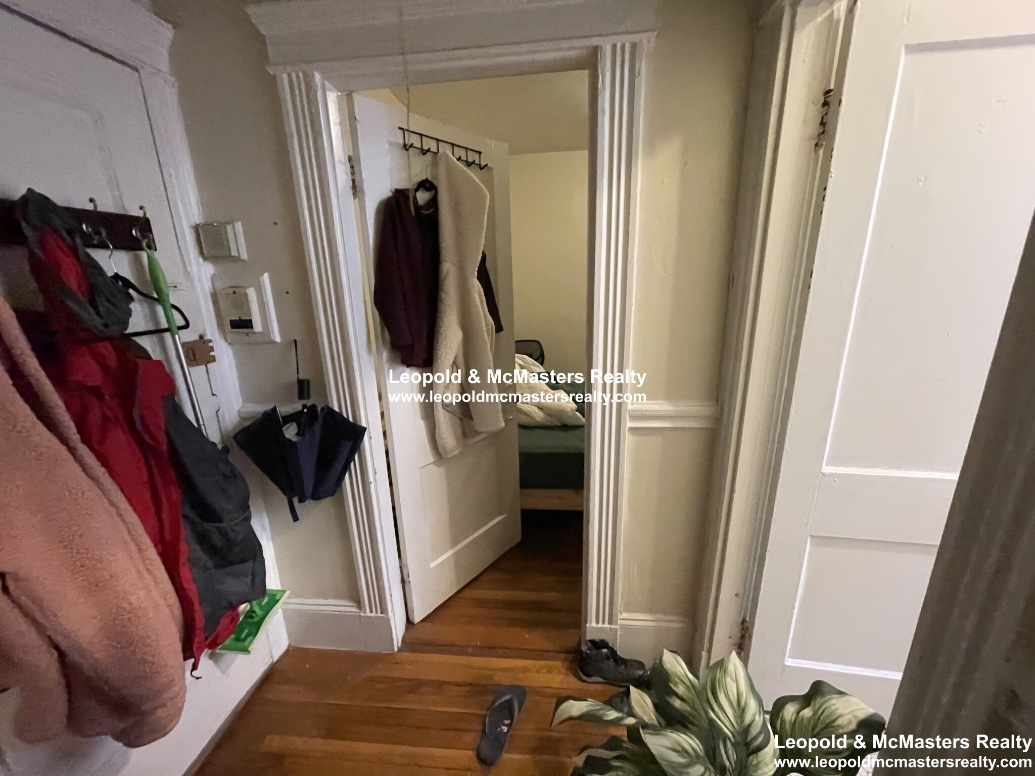 11 Royce Rd, Allston