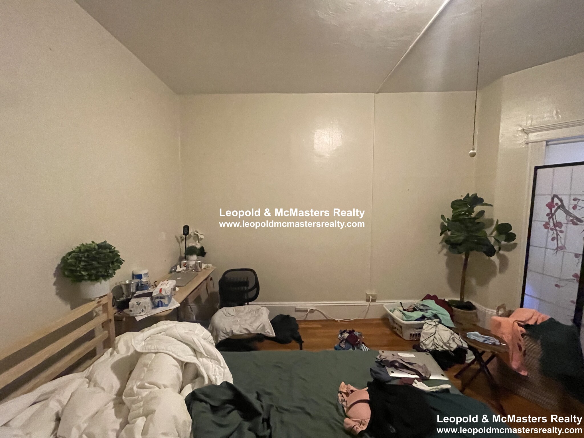 11 Royce Rd, Allston