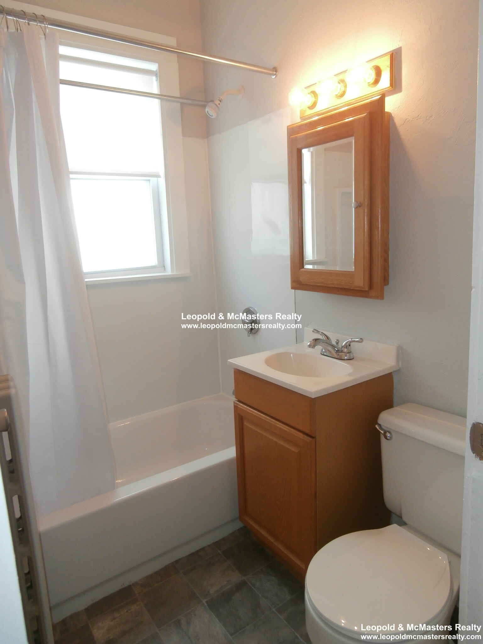 32 Lourdes Ave, Jamaica Plain