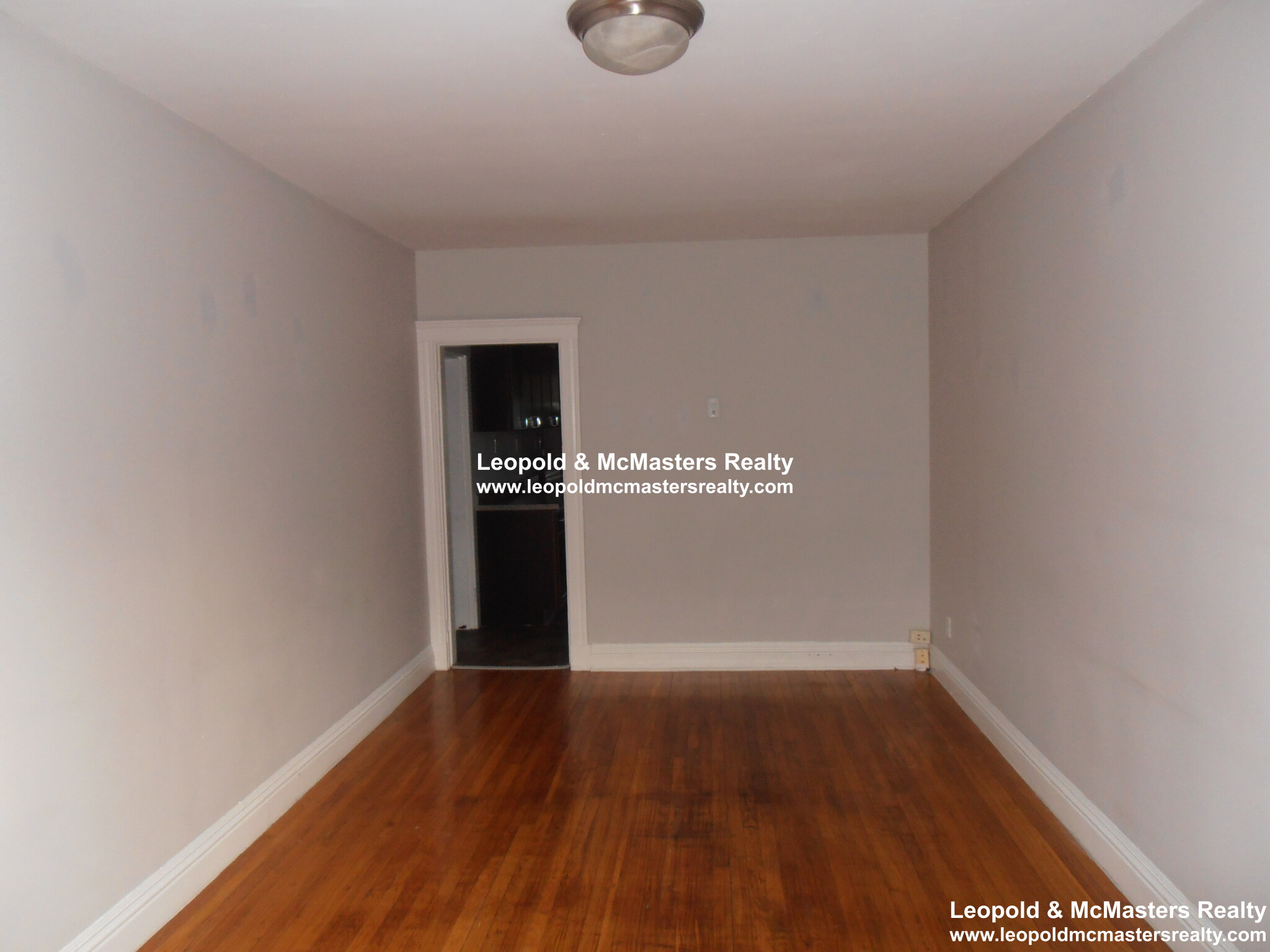 29 Lourdes Ave, Jamaica Plain