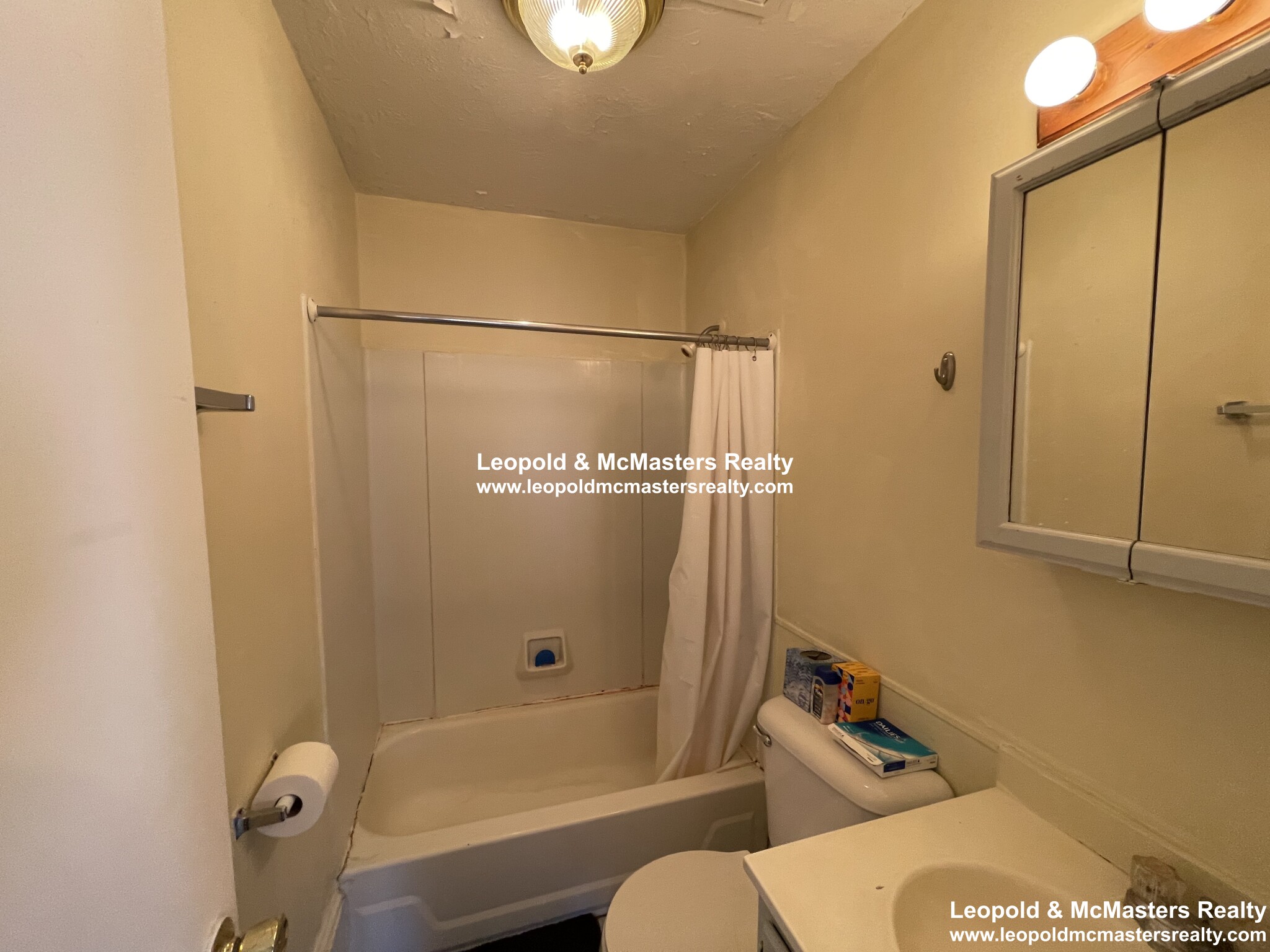 592 Cambridge St, Brighton