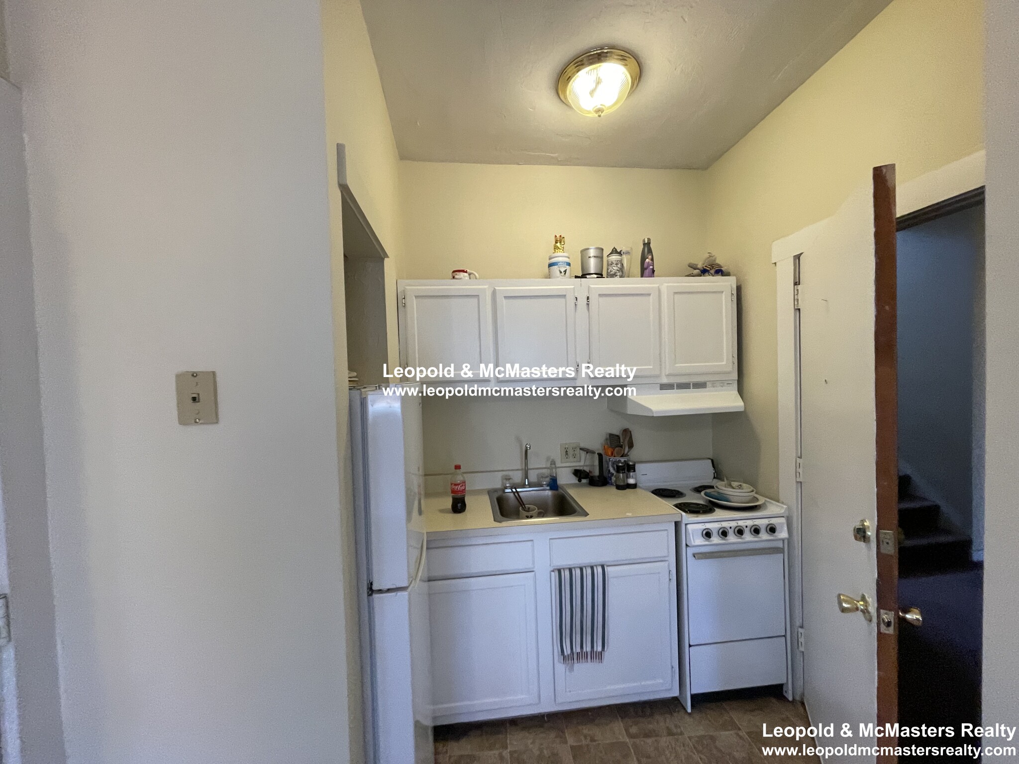 592 Cambridge St, Brighton