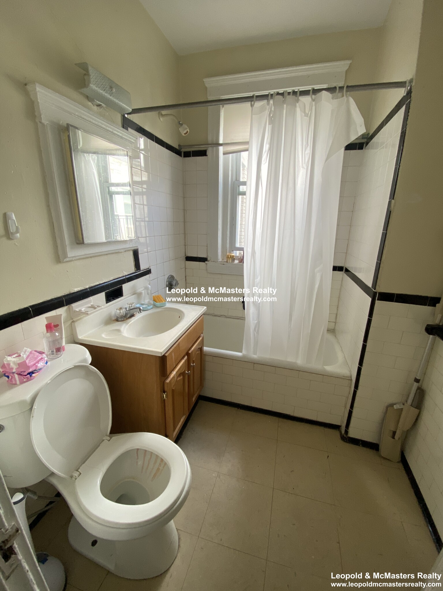 51 Linden St, Allston