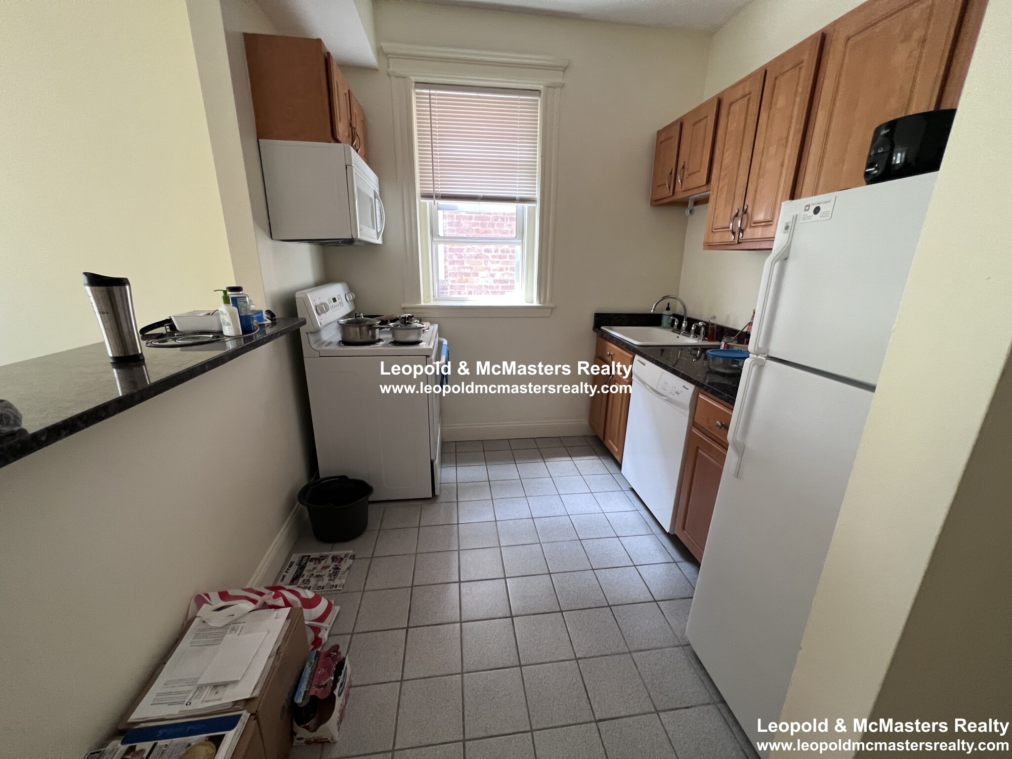 98 Queensberry St, Fenway