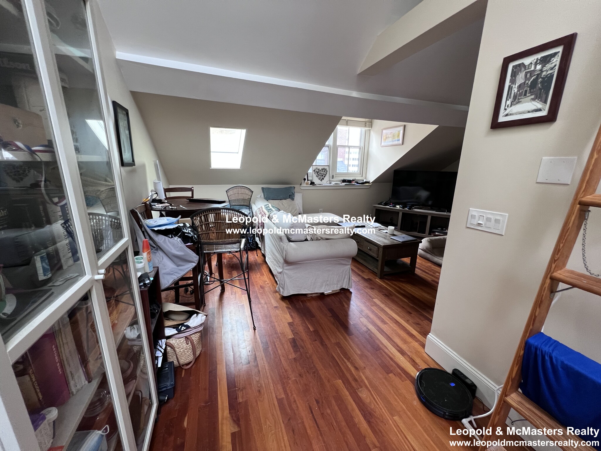 16 Temple St, Beacon Hill