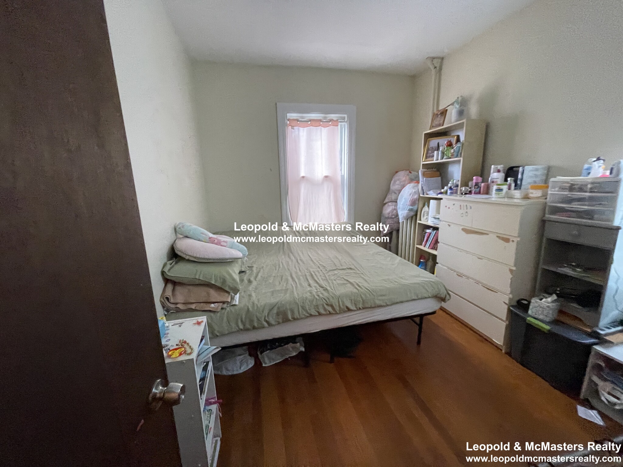 23 Maple St, Watertown