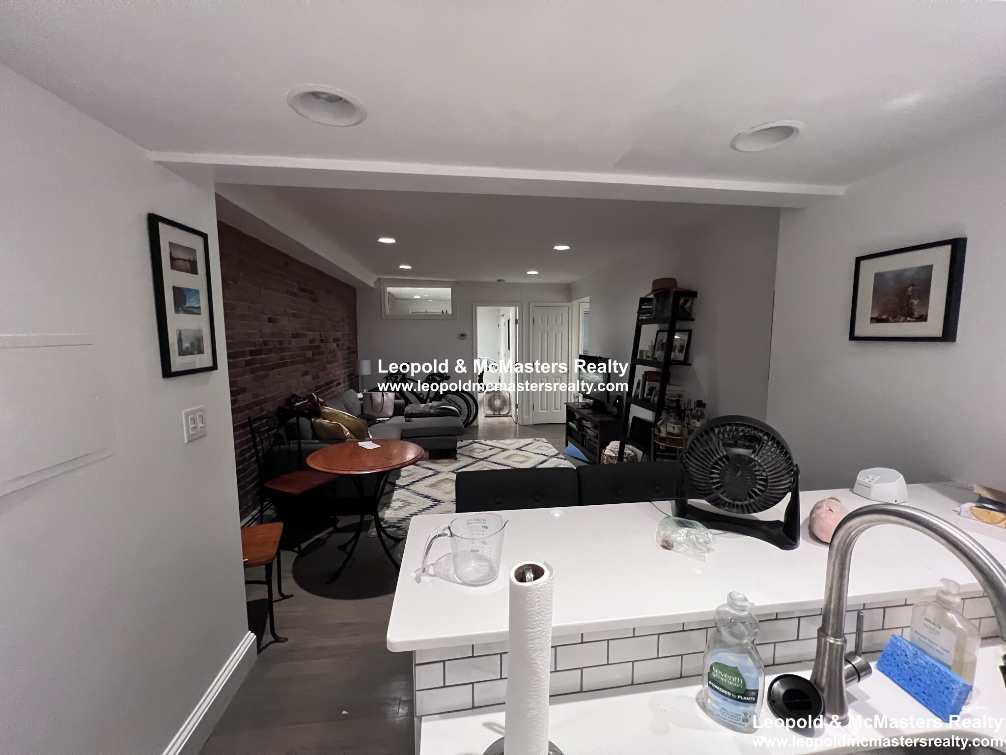 127 Saint Botolph St, Back Bay