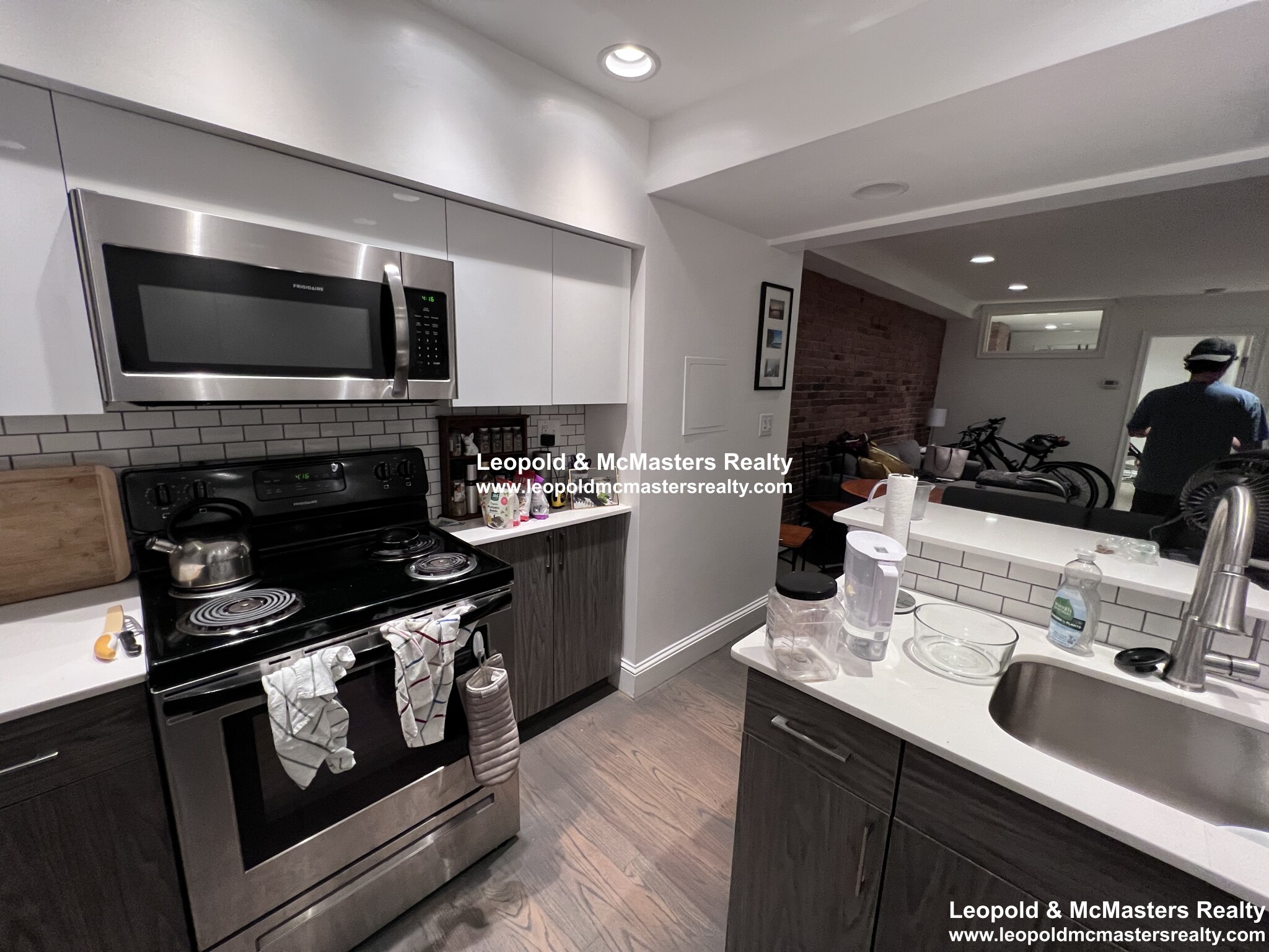 127 Saint Botolph St, Back Bay