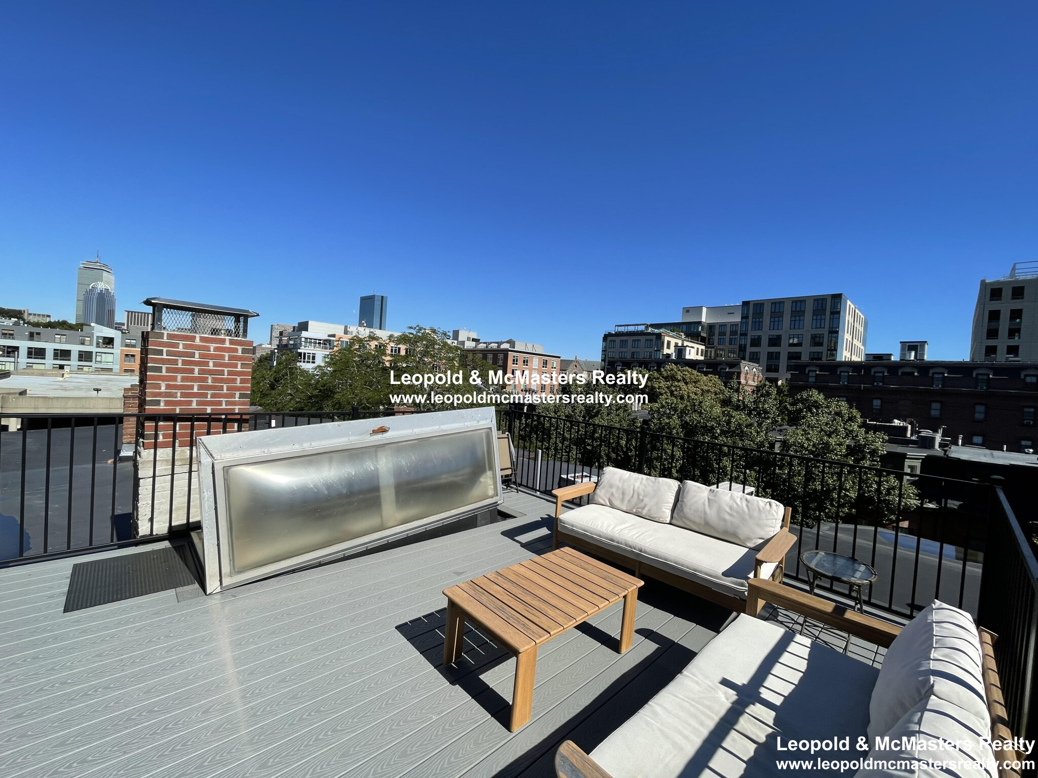 85 East Brookline Steet - 3,800USD / month