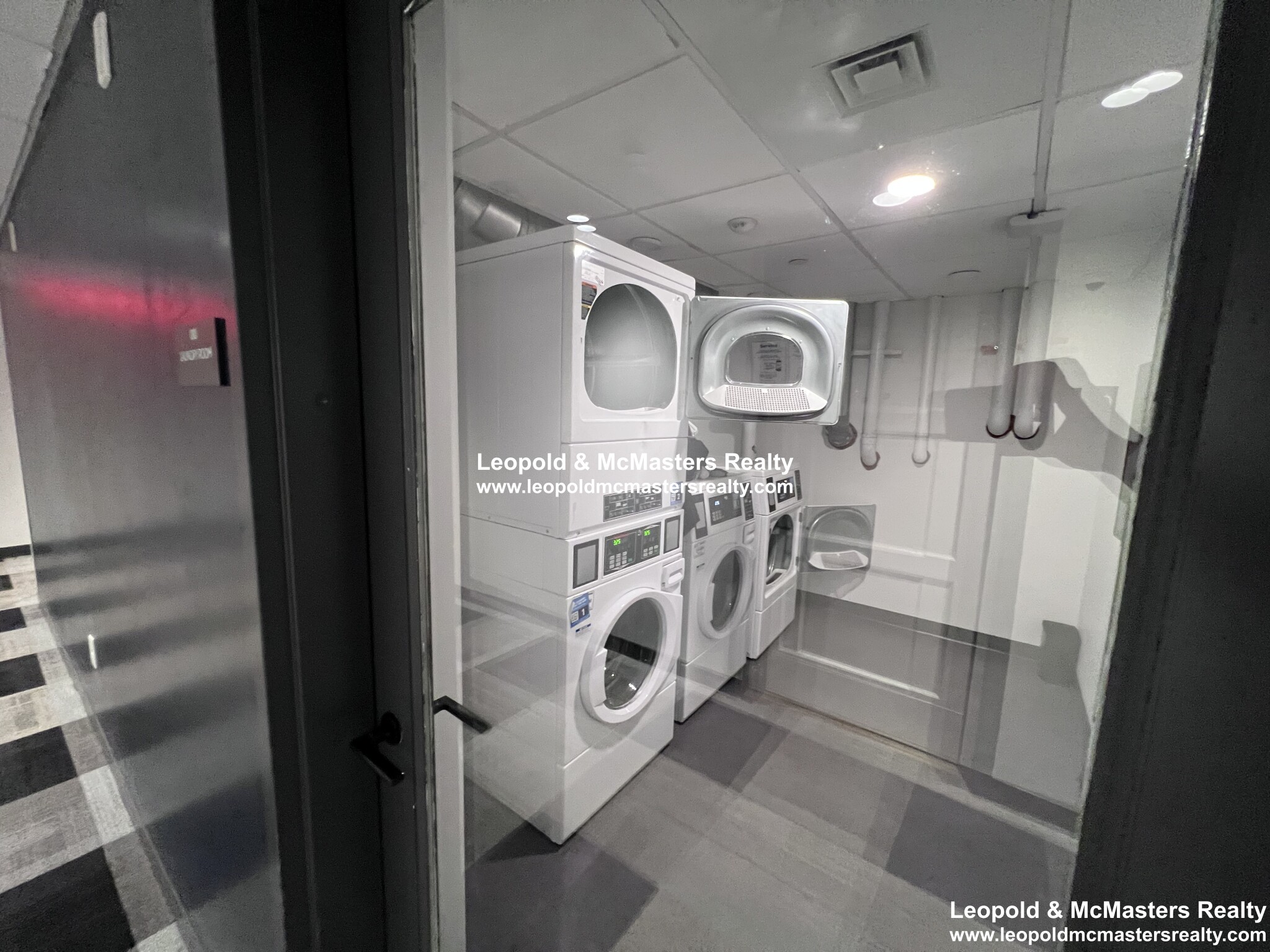 100 Hemenway St, Fenway