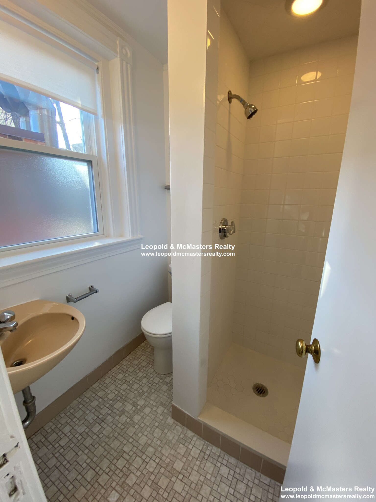 360 Beacon St, East Somerville