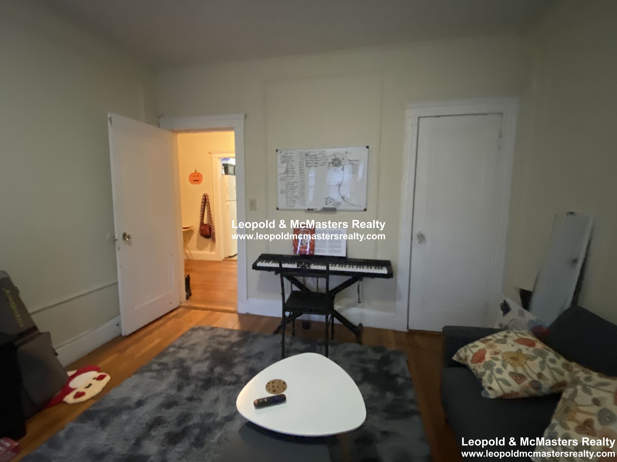 55 Linden St, Allston