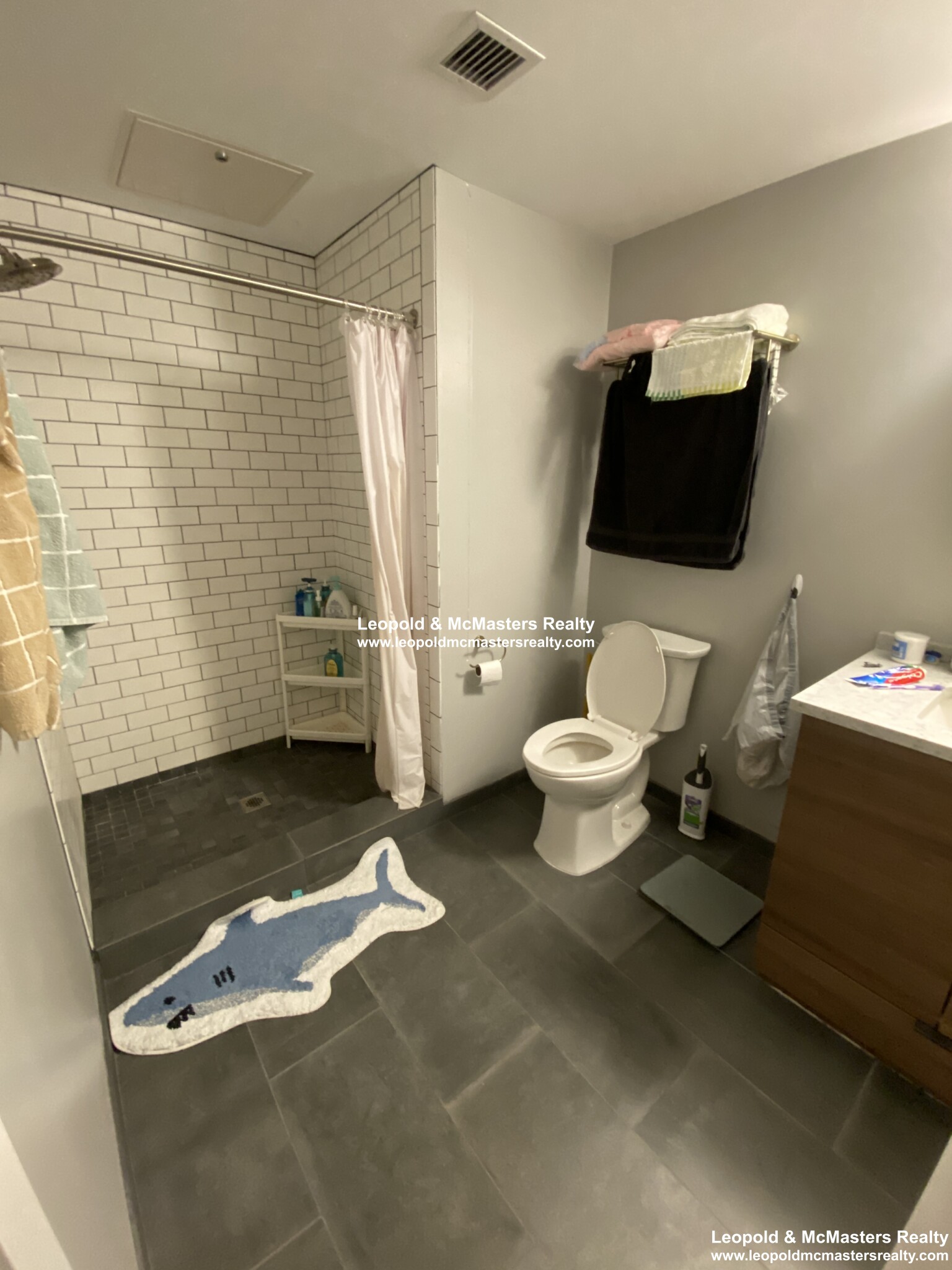 100 Hemenway St, Fenway