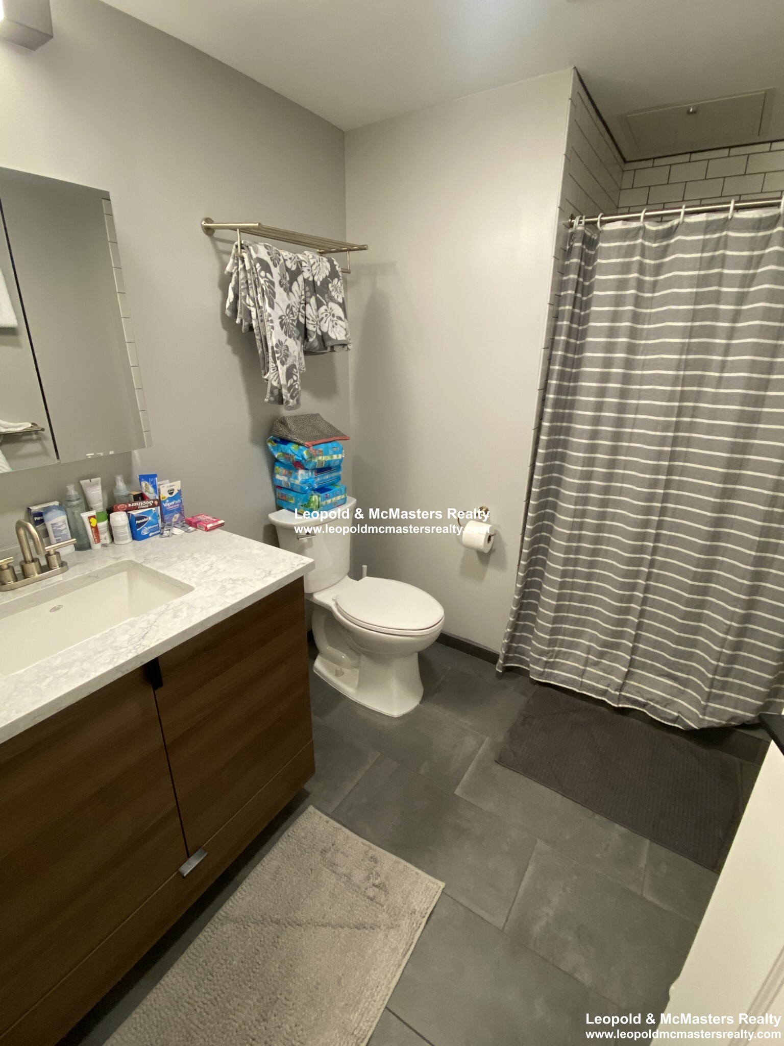 100 Hemenway St, Fenway