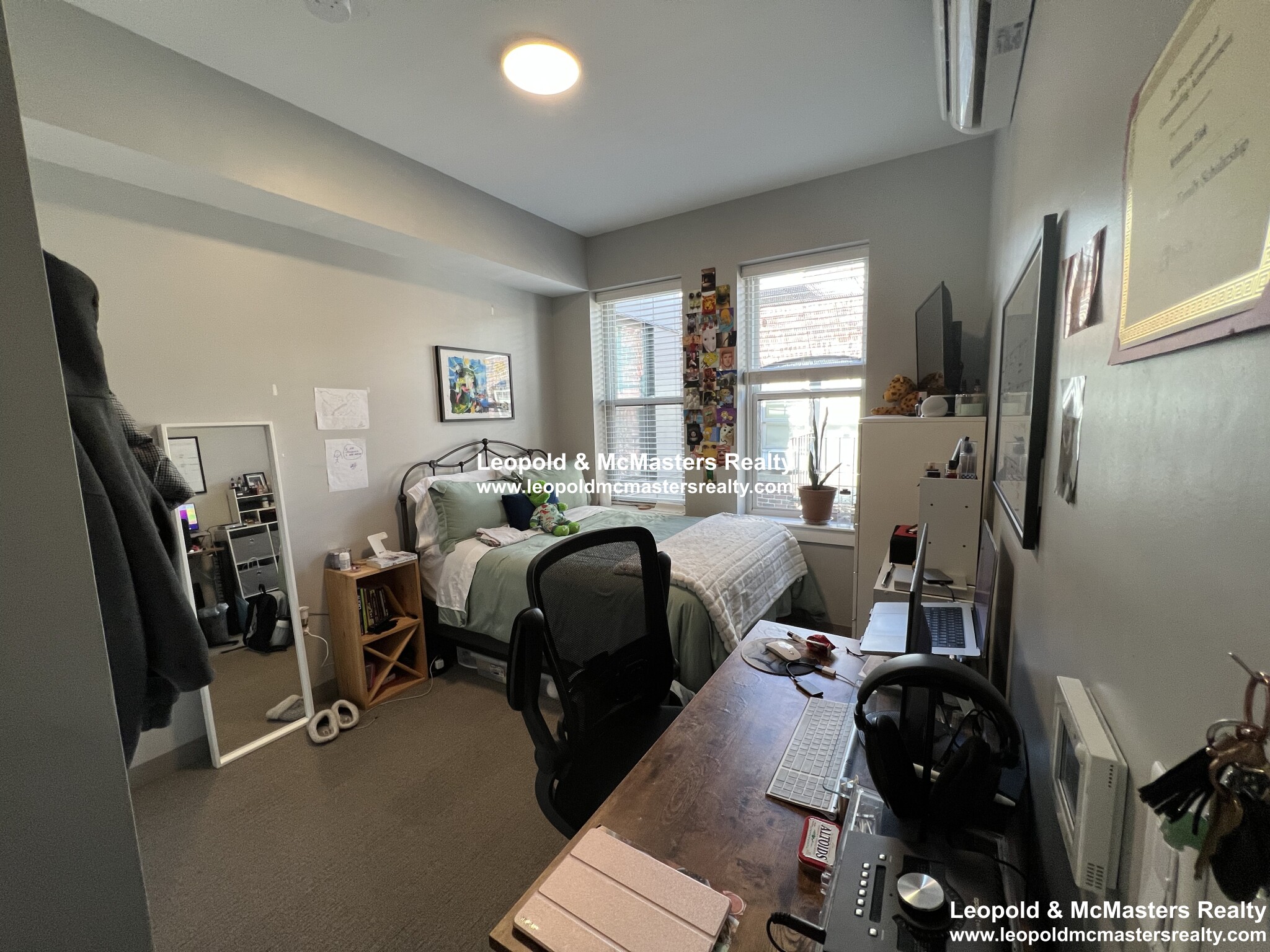 100 Hemenway St, Fenway