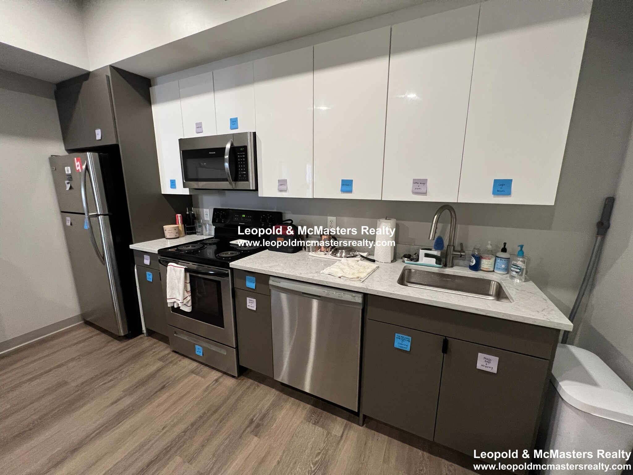 100 Hemenway St, Fenway