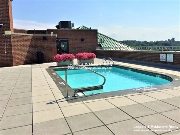 15 North Beacon St, Allston