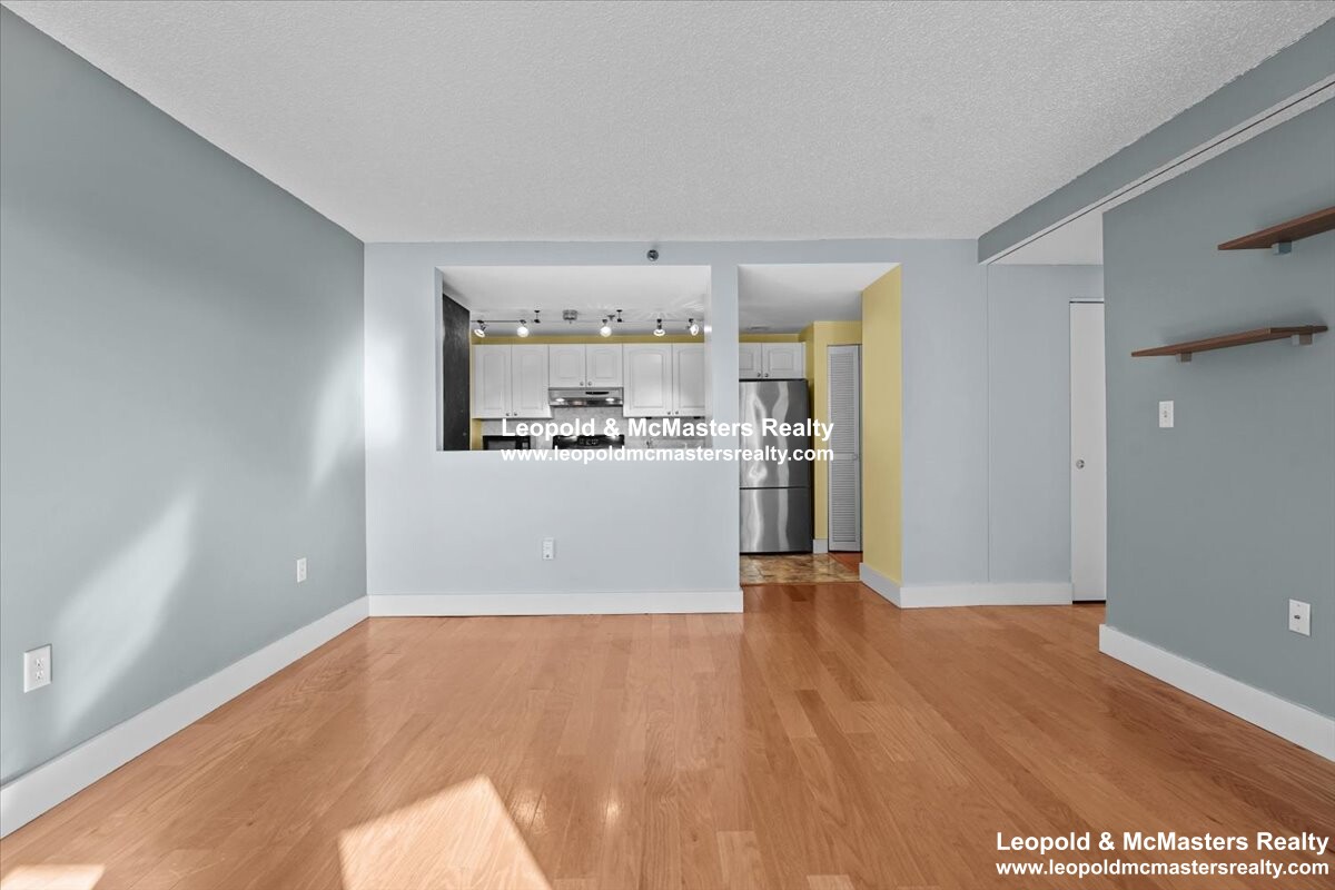 15 North Beacon St, Allston