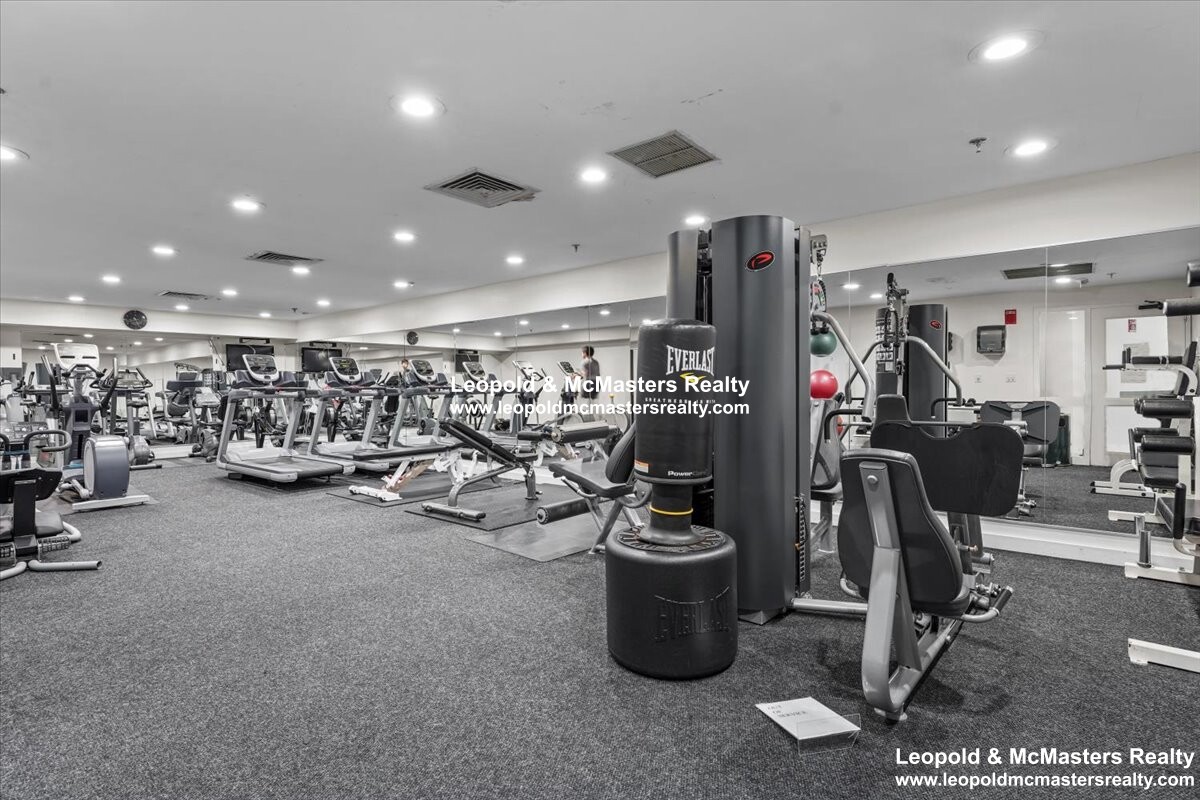 15 North Beacon St, Allston