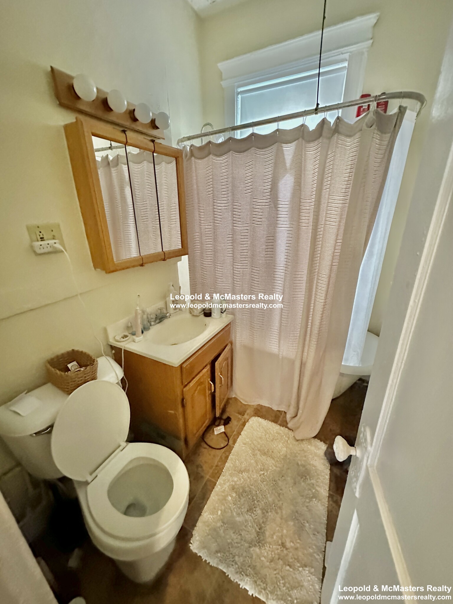 83 Gordon St, Brighton