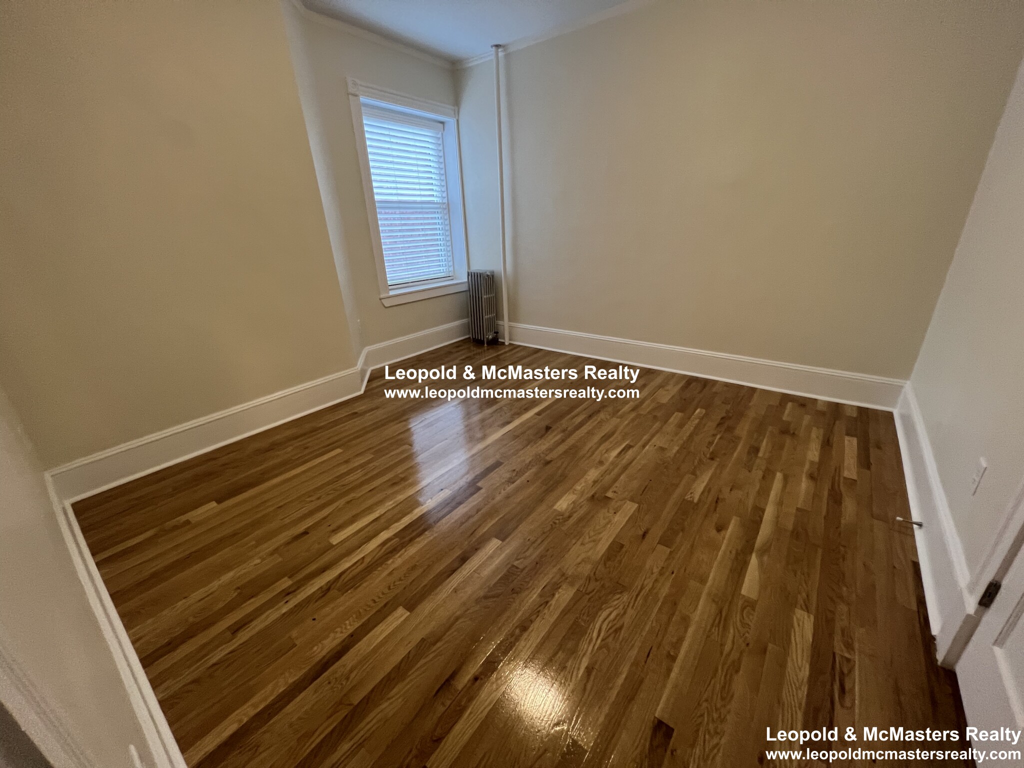 1595 Beacon St, Brookline