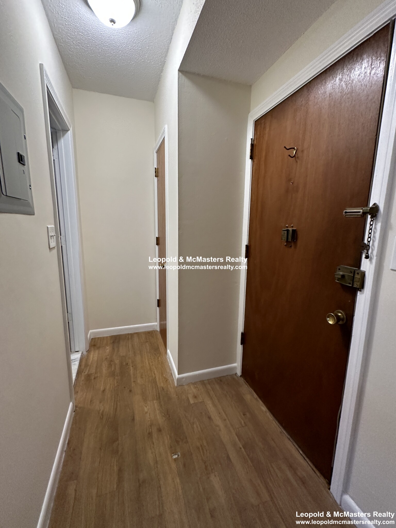 2018 Commonwealth Ave, Brighton