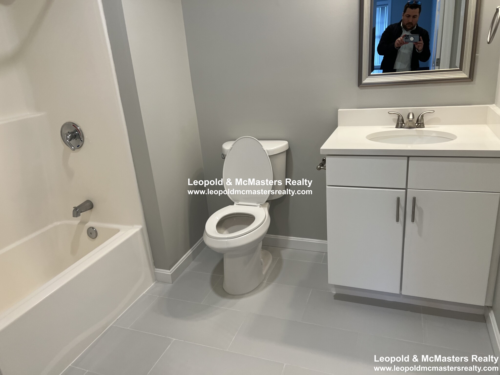 109 Hopkins St, Downtown