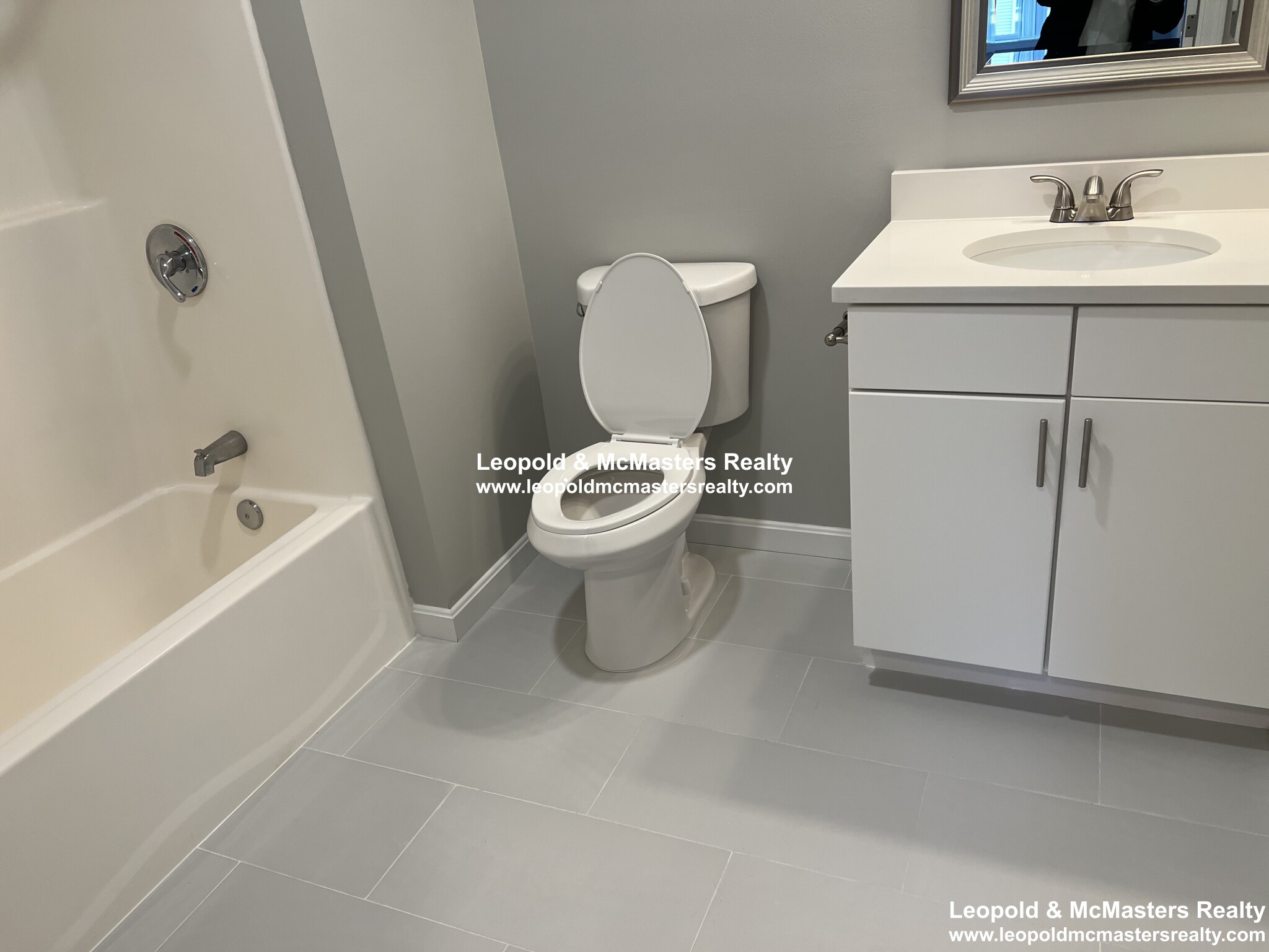 109 Hopkins St, Downtown