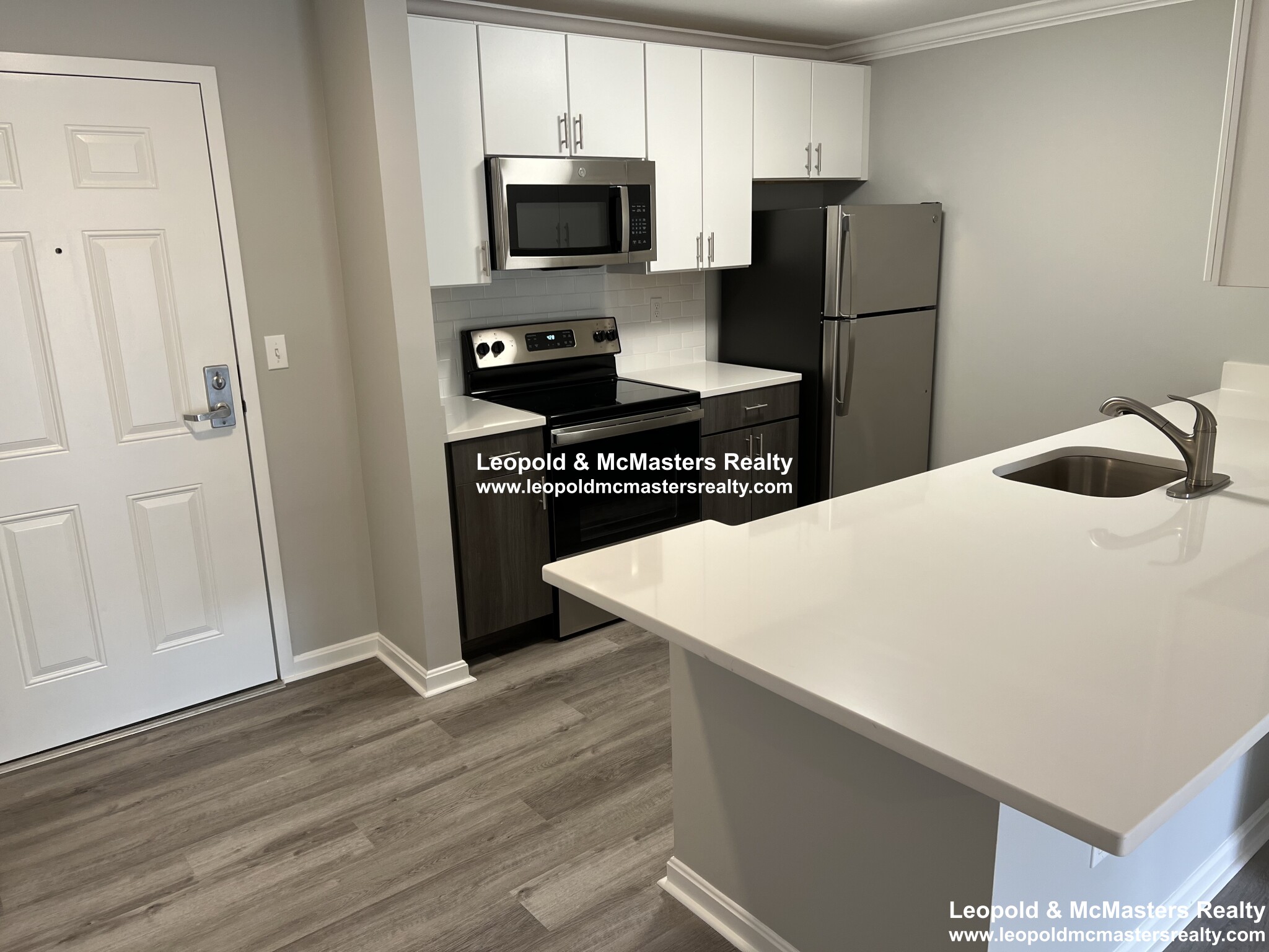 105 Hopkins St, Downtown