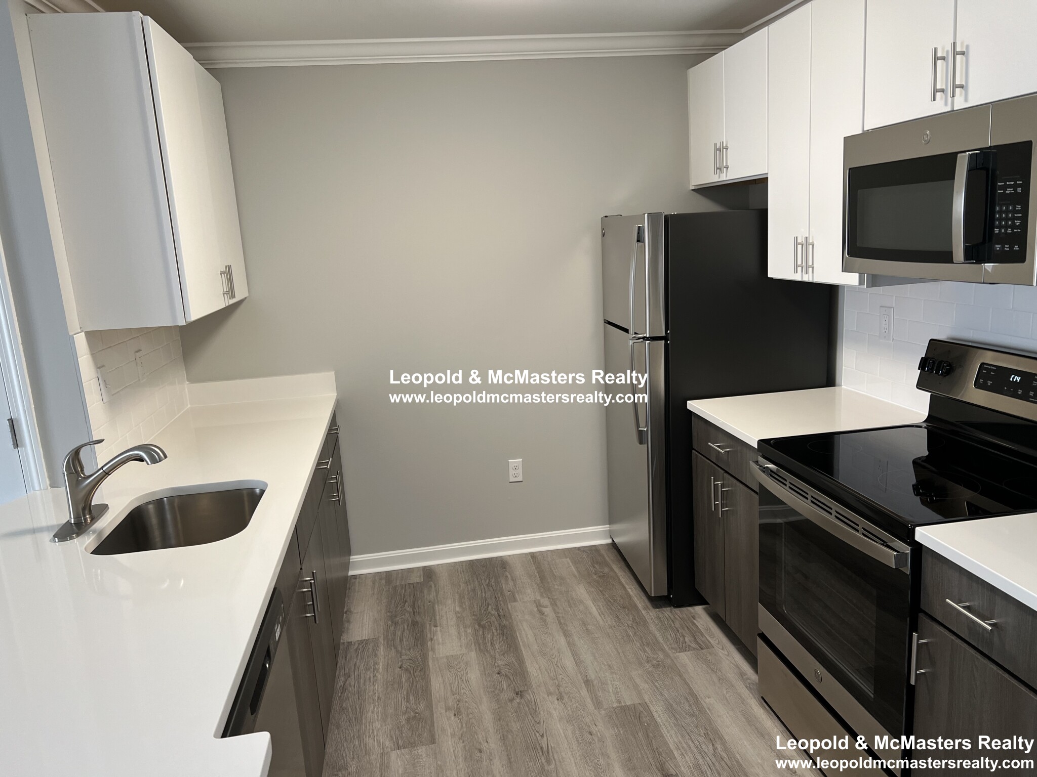 105 Hopkins St, Downtown