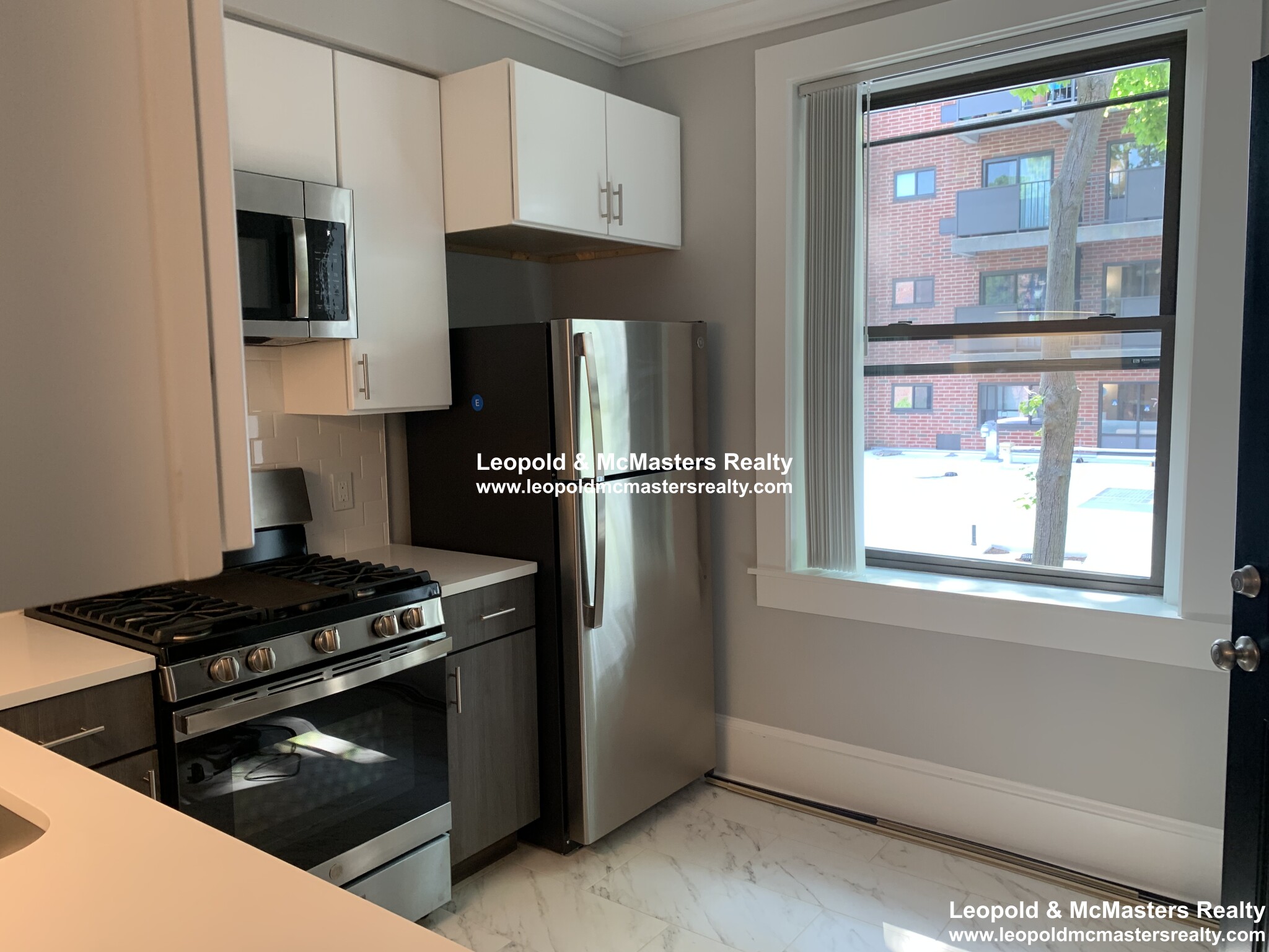 96 Longwood Ave., Unit 1, BROOKLINE - COOLIDGE CORNER, BROOKLINE - COOLIDGE CORNER