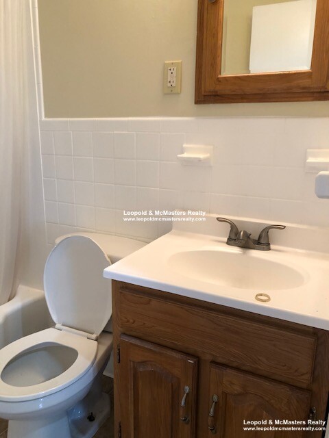 1731 Washington St, Braintree