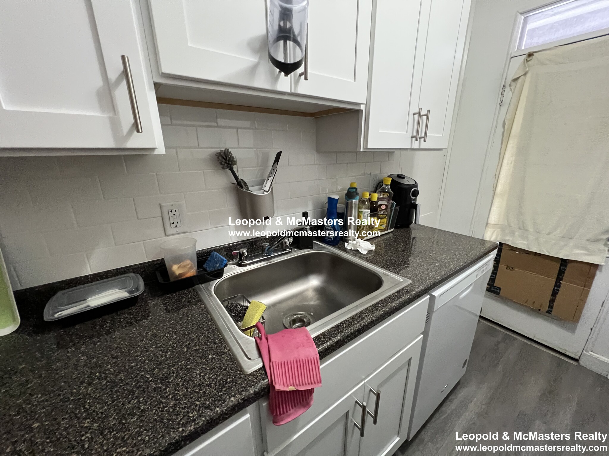 116 Washington St, Brighton