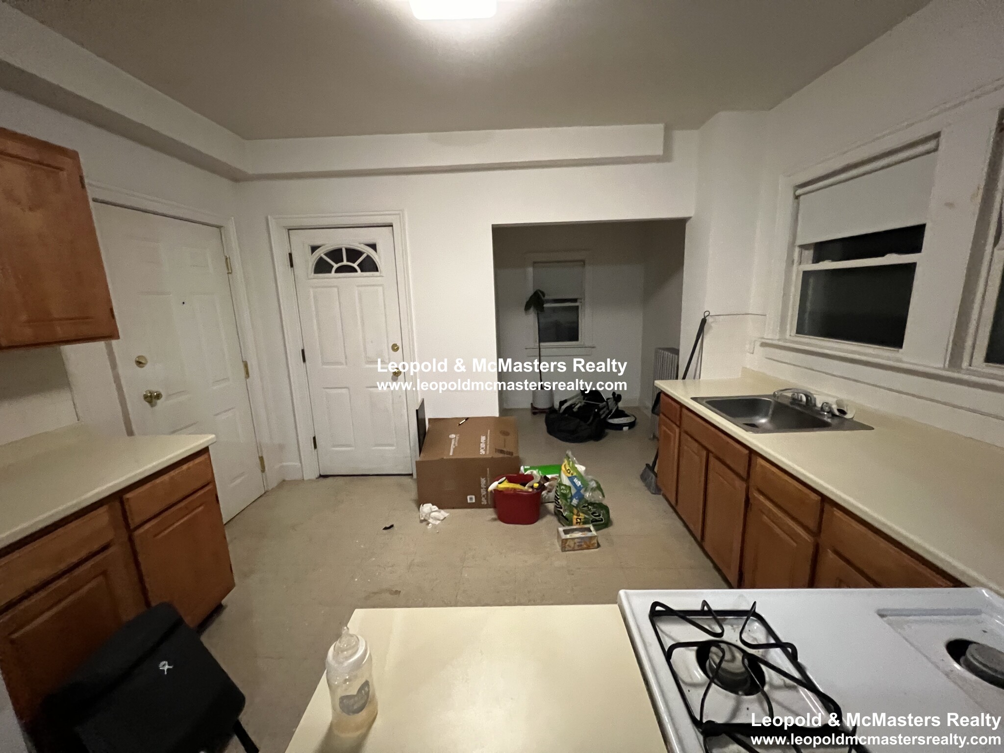 464 Salem St, Glenwood