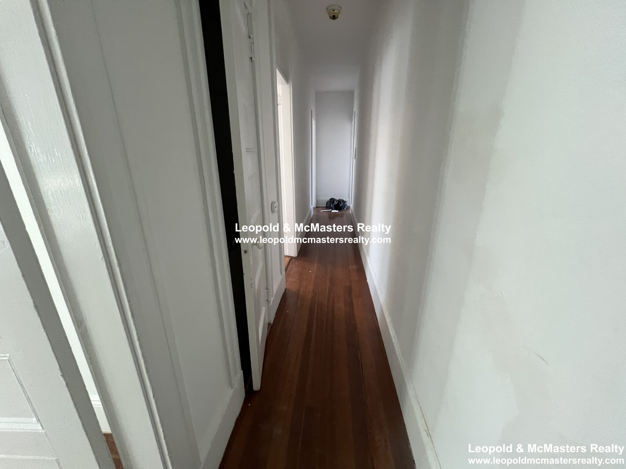 146 Oxford St, Ward Two