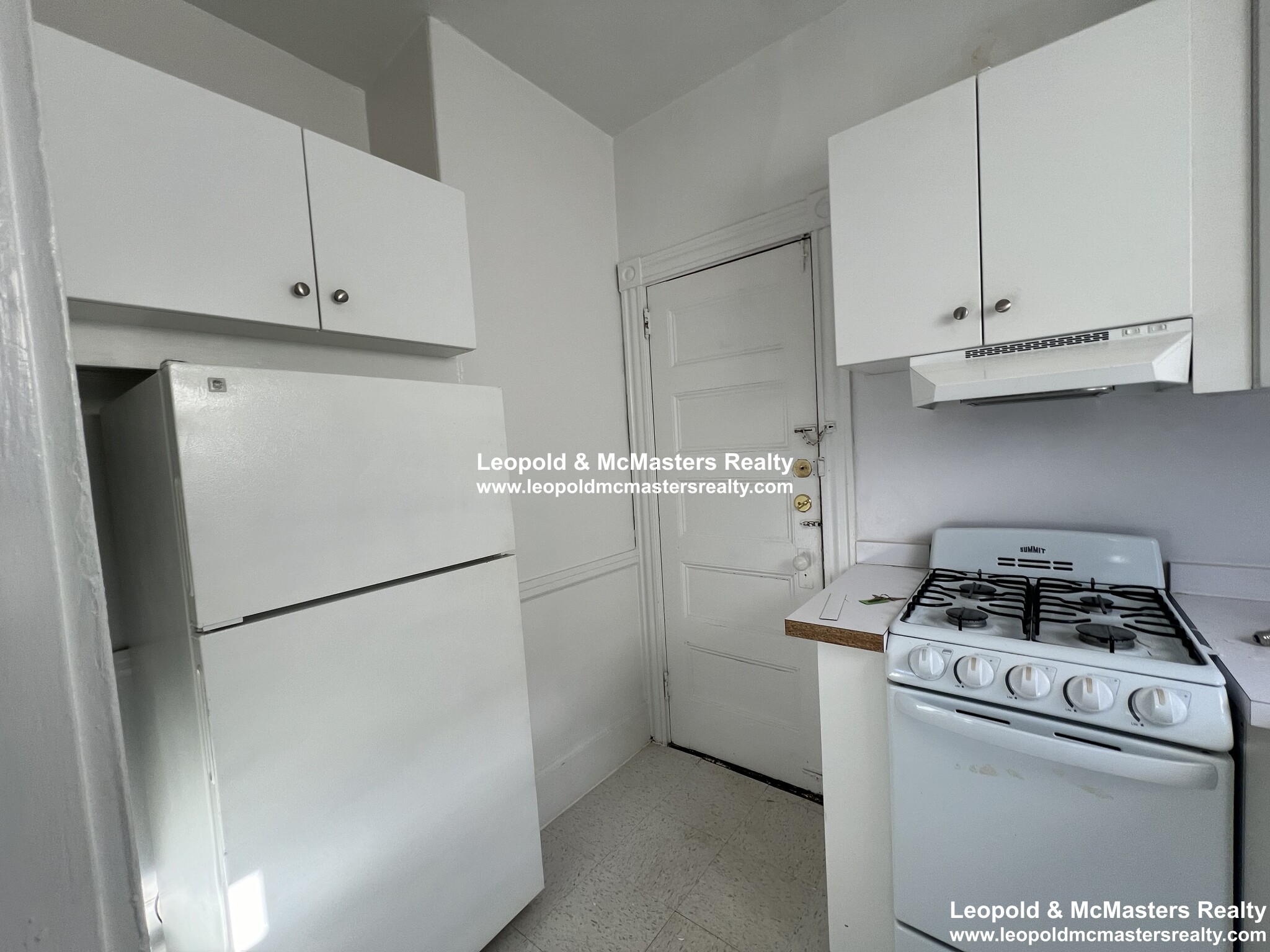 146 Oxford St, Ward Two