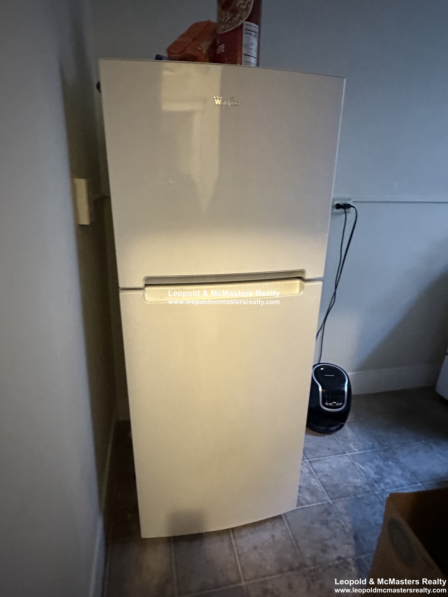 11 Royce Rd, Allston