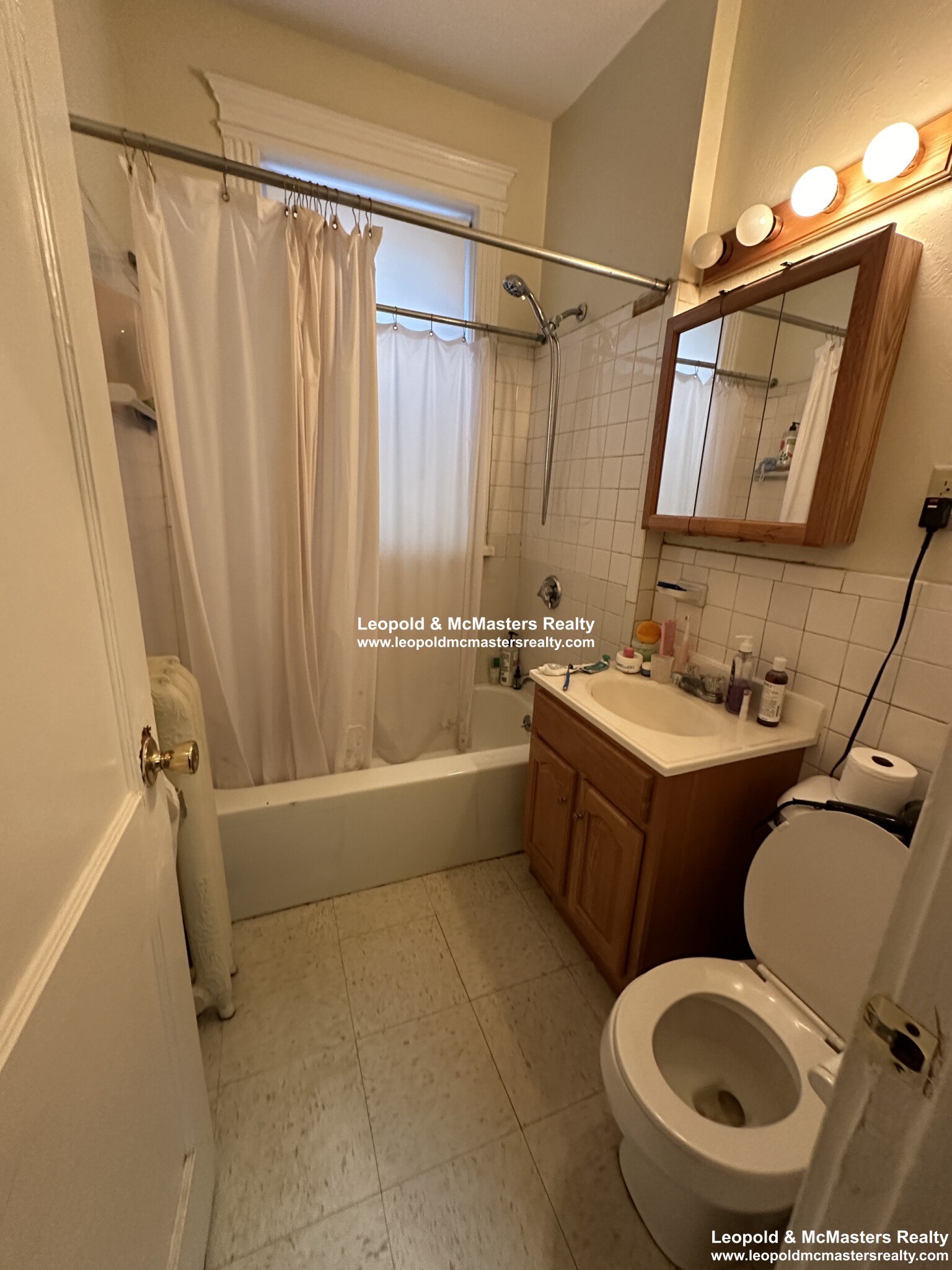 35 Gardner St, Allston