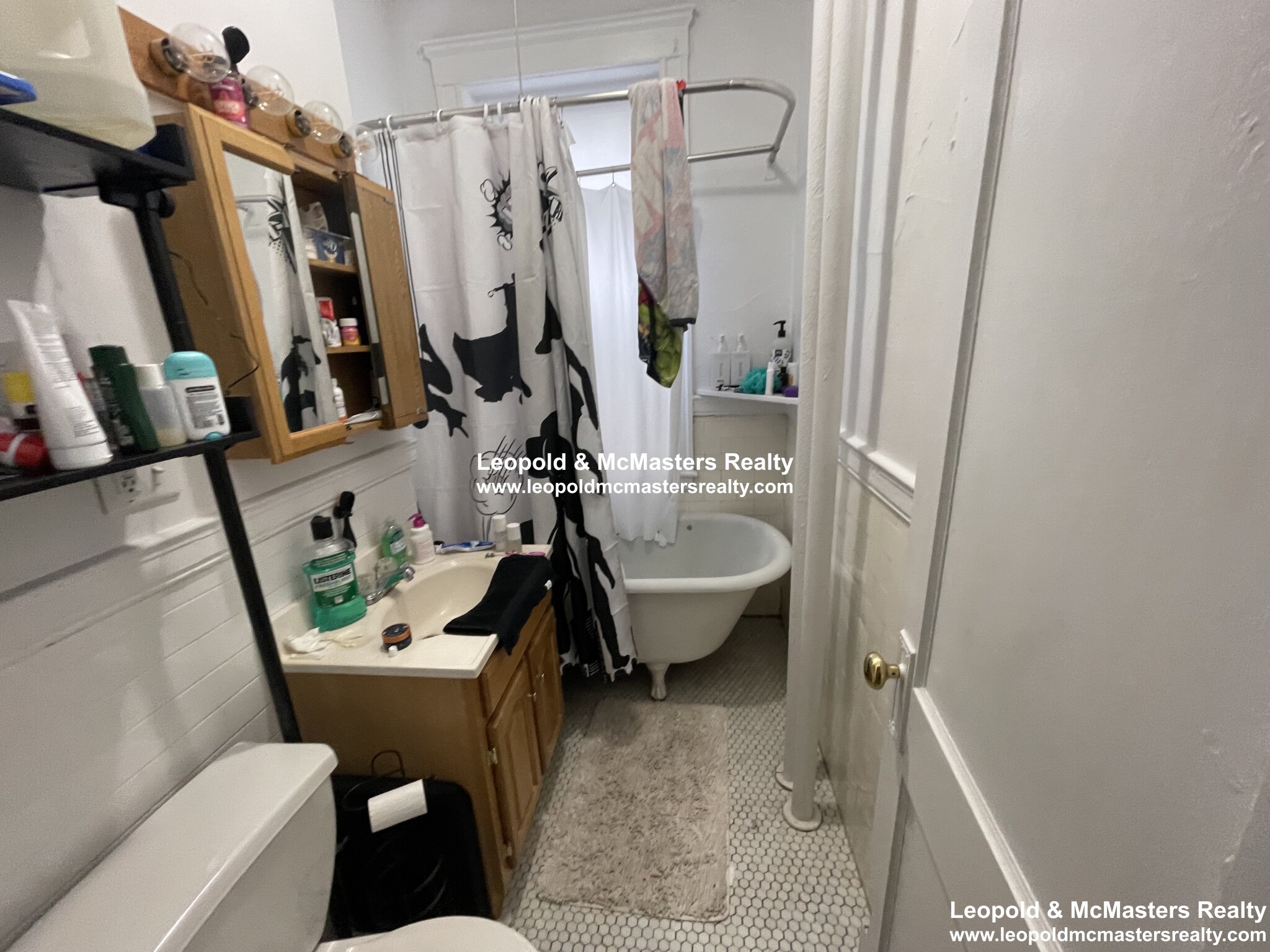 1576 Commonwealth Ave, Brighton