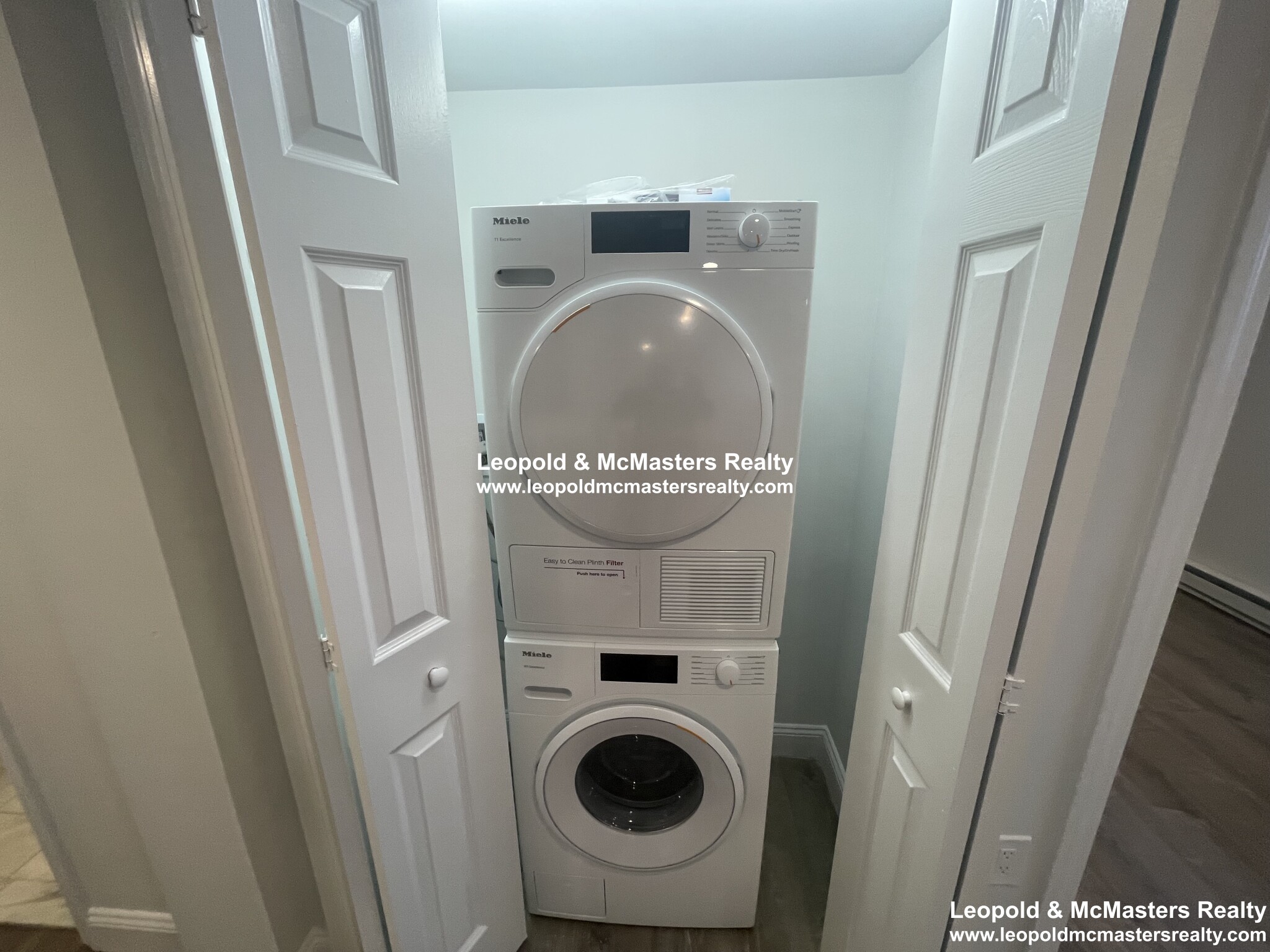 457 Centre St, Newton Corner