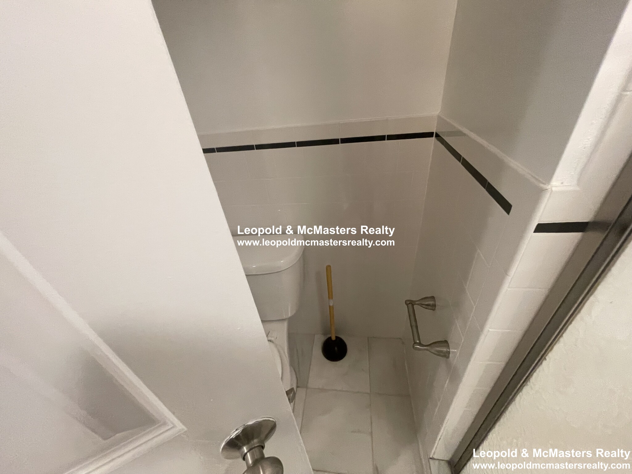 457 Centre St, Newton Corner