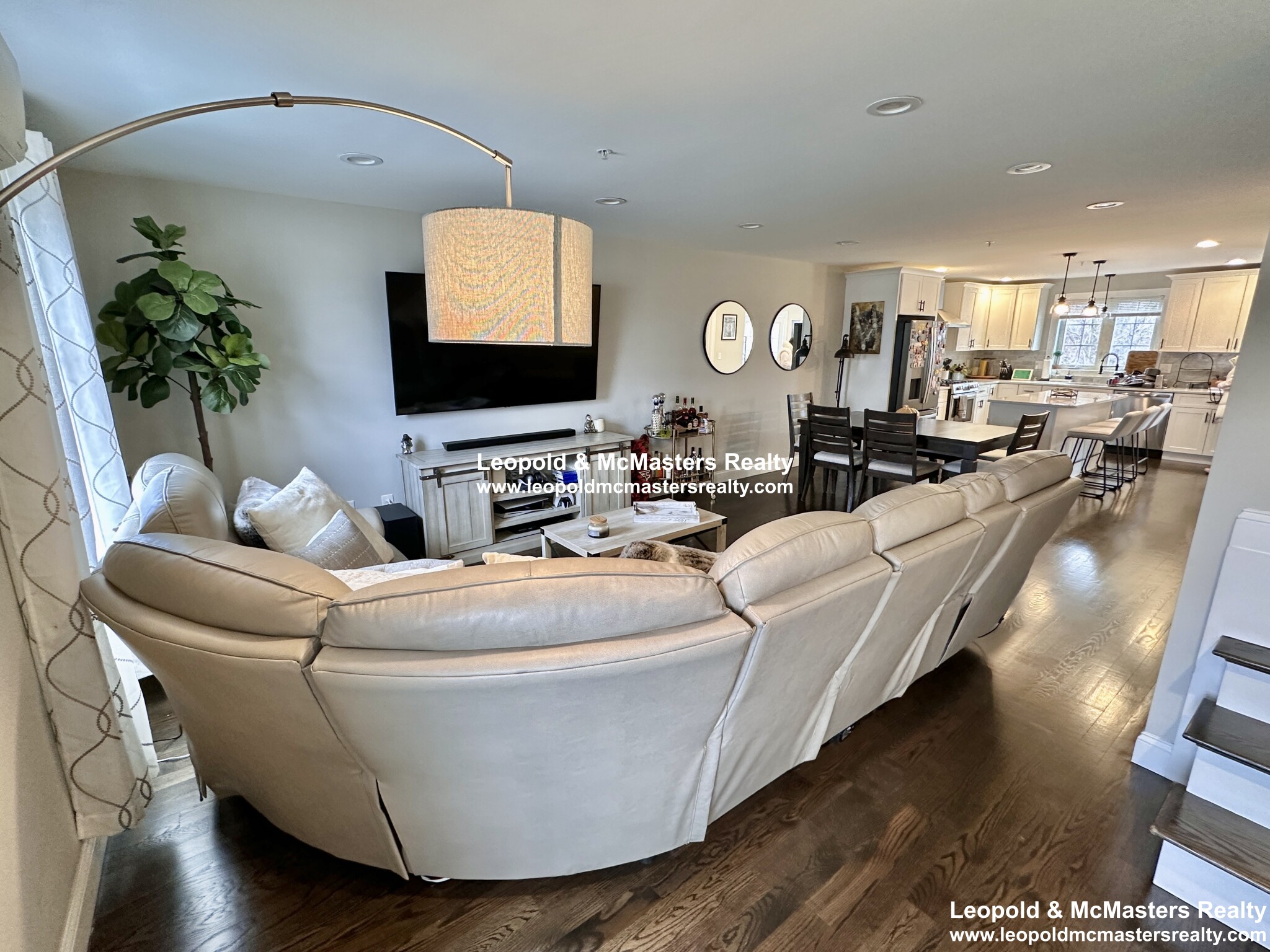 2 Winston St, Saugus