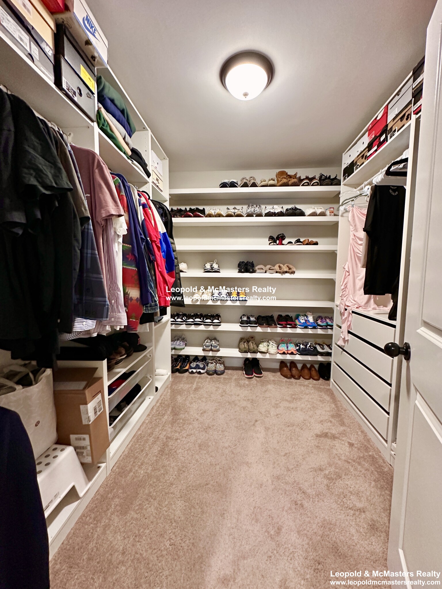 2 Winston St, Saugus