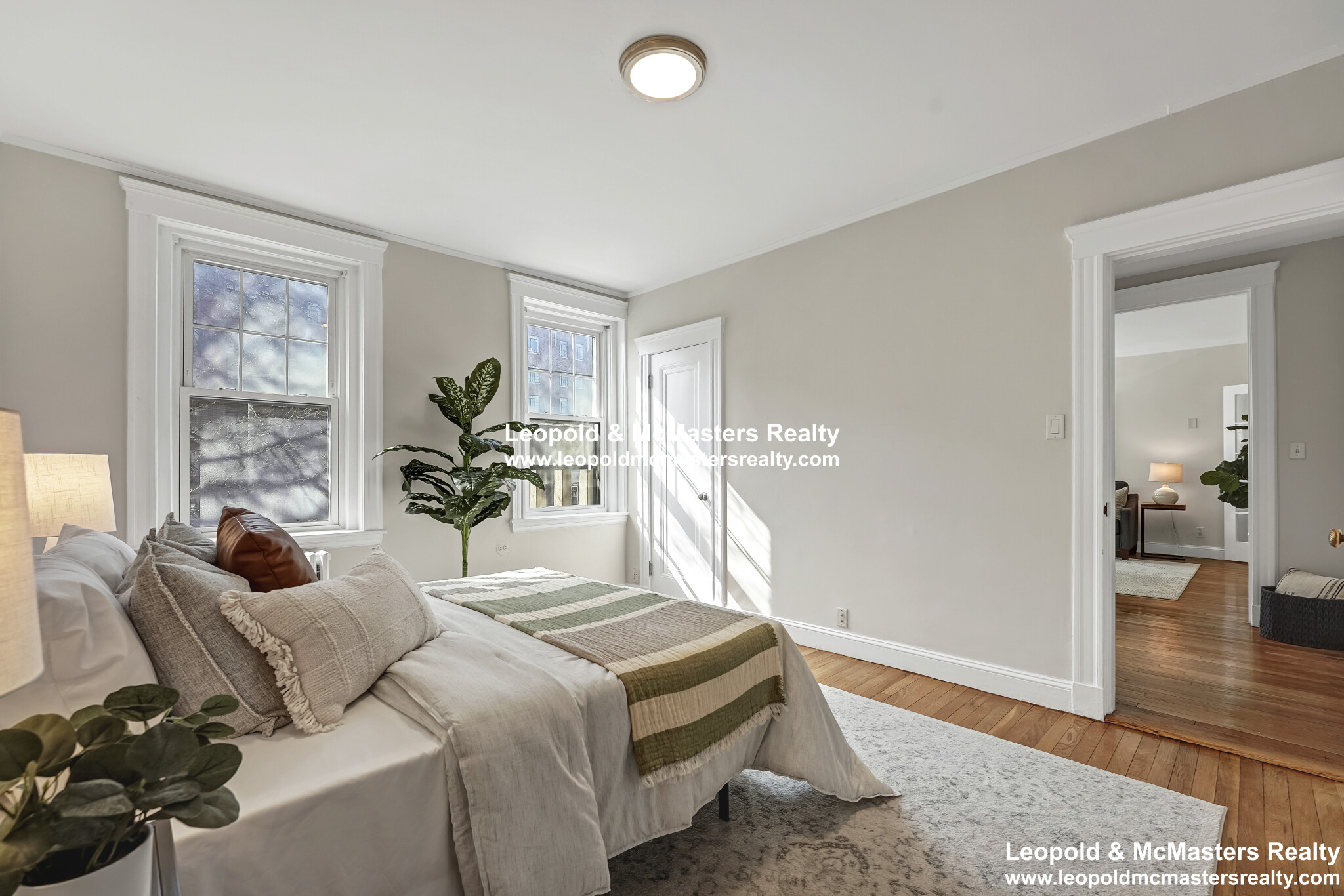 1945 Commonwealth Ave, Brighton