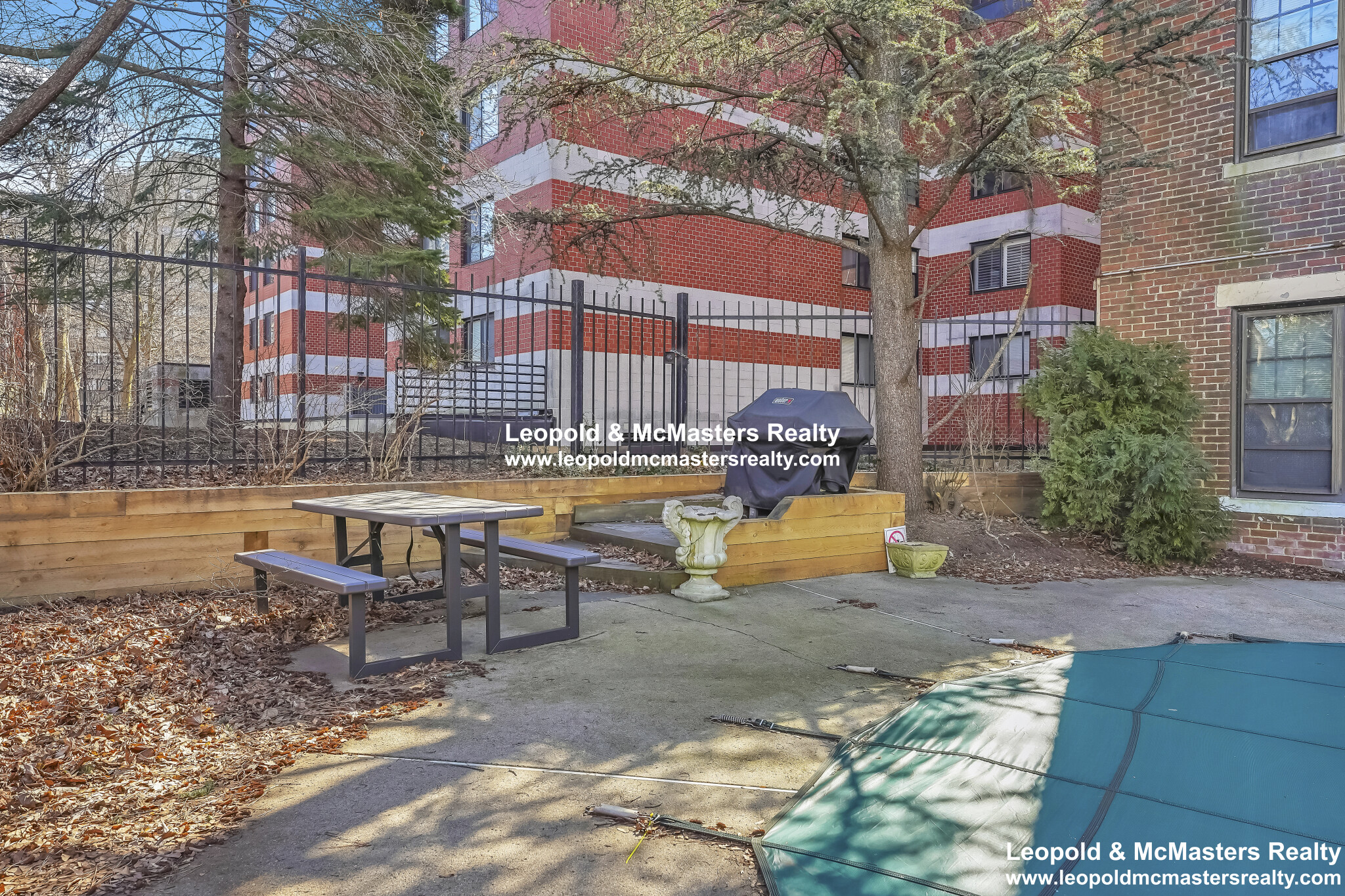 1945 Commonwealth Ave, Brighton