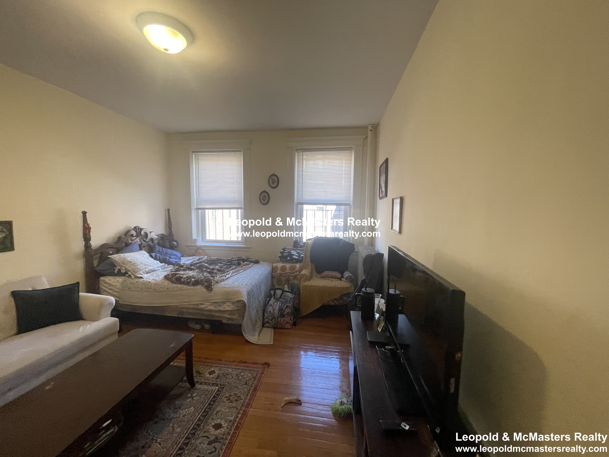 19 Queensberry St, Fenway